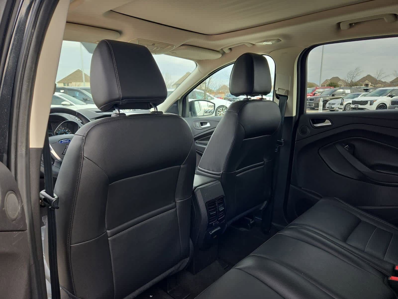 Thumbnail: 2014 Ford Escape - 23