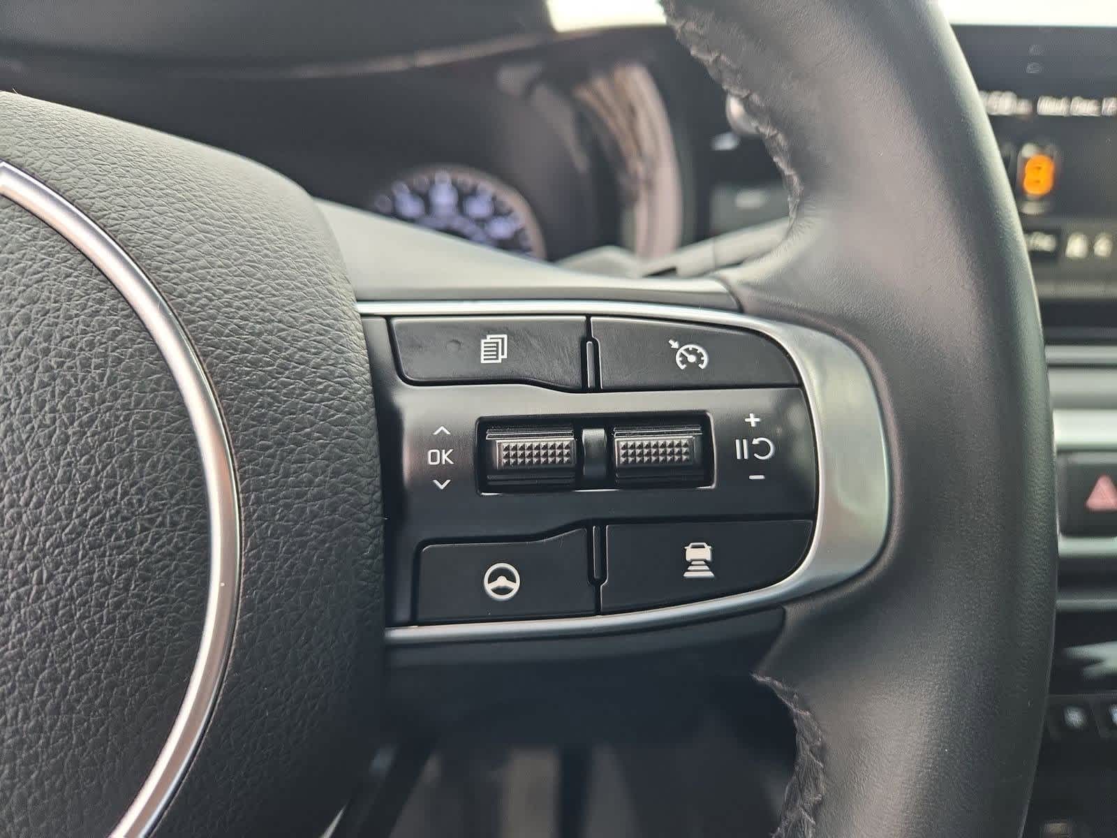 Thumbnail: 2022 Kia K5 - 25