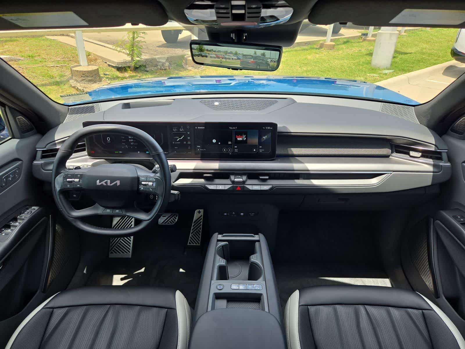 Thumbnail: 2024 Kia EV9 - 12
