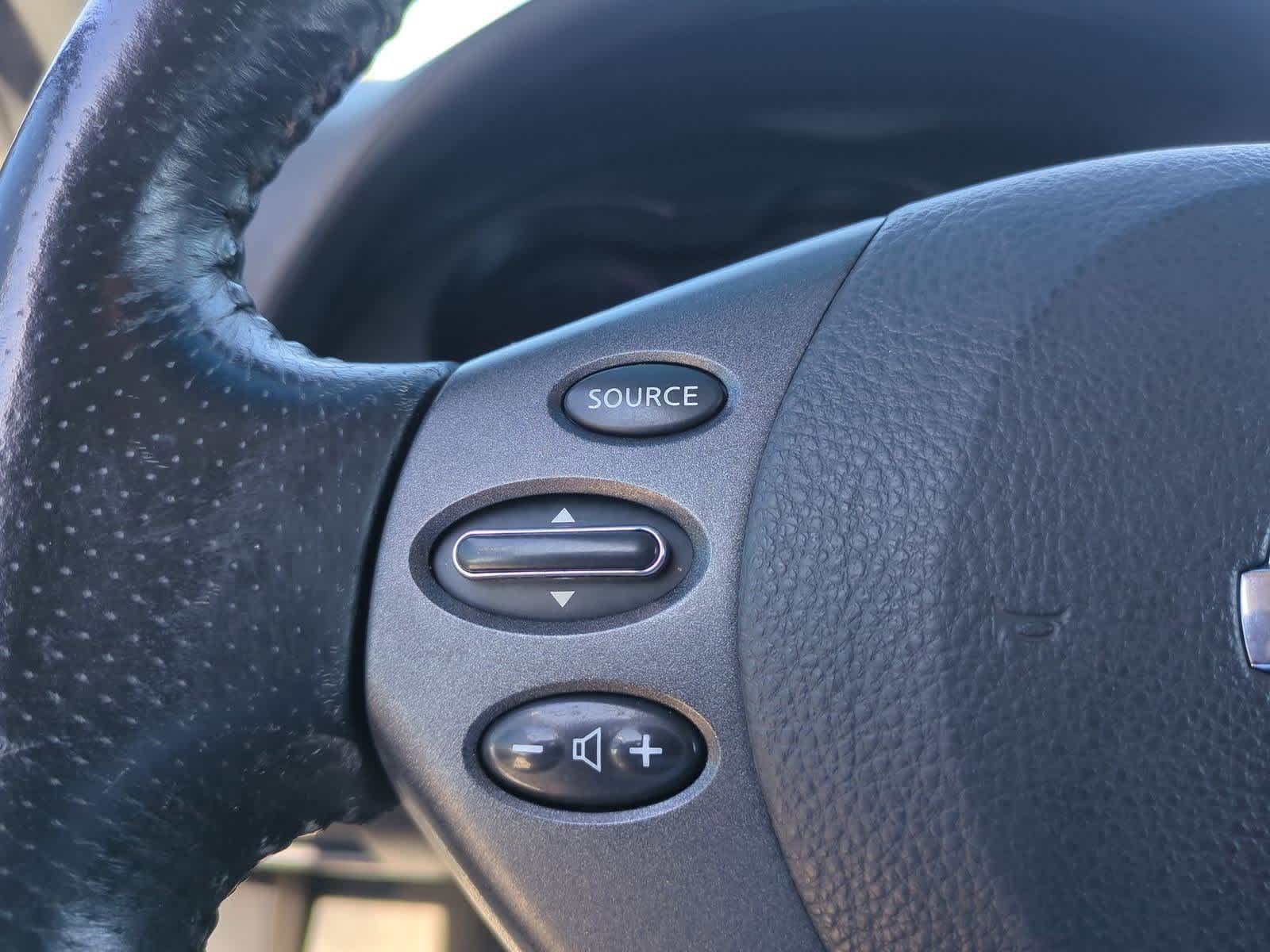 Thumbnail: 2011 Nissan Altima - 20