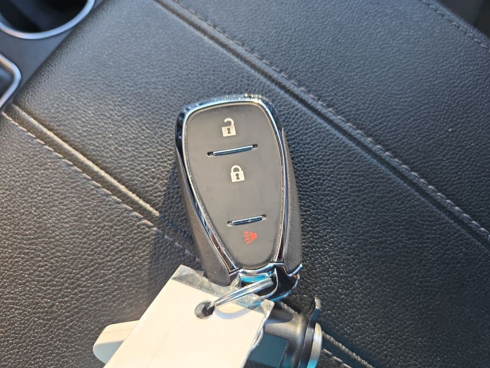 Thumbnail: 2023 Chevrolet Traverse - 33