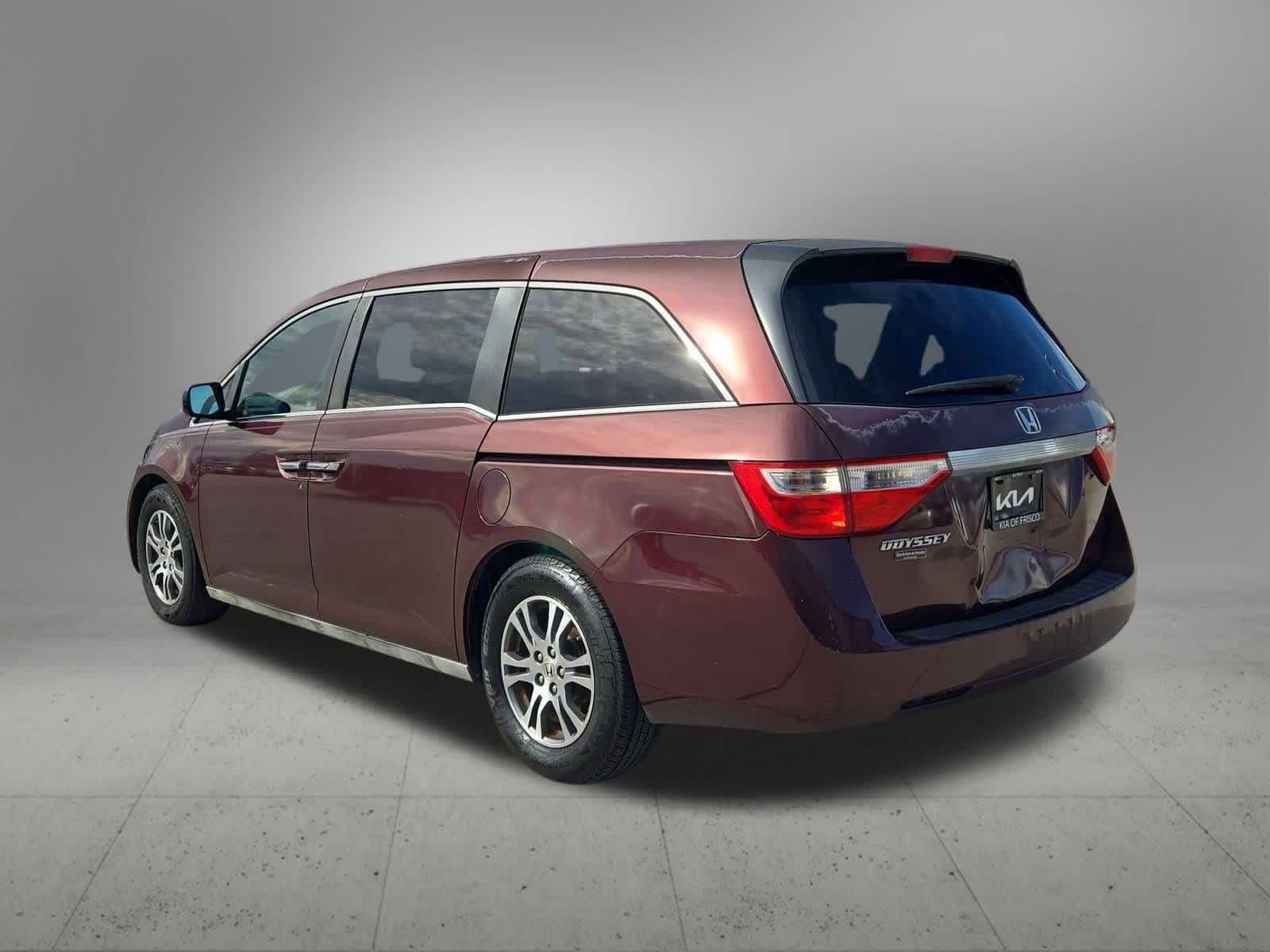 Thumbnail: 2012 Honda Odyssey - 4