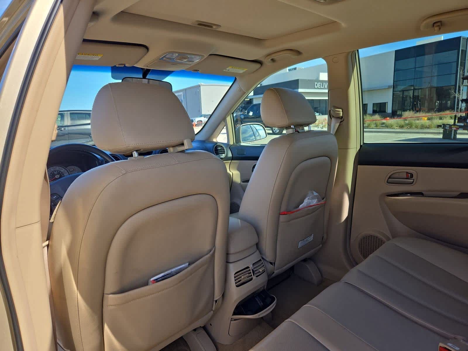 Thumbnail: 2007 Kia Rondo - 18