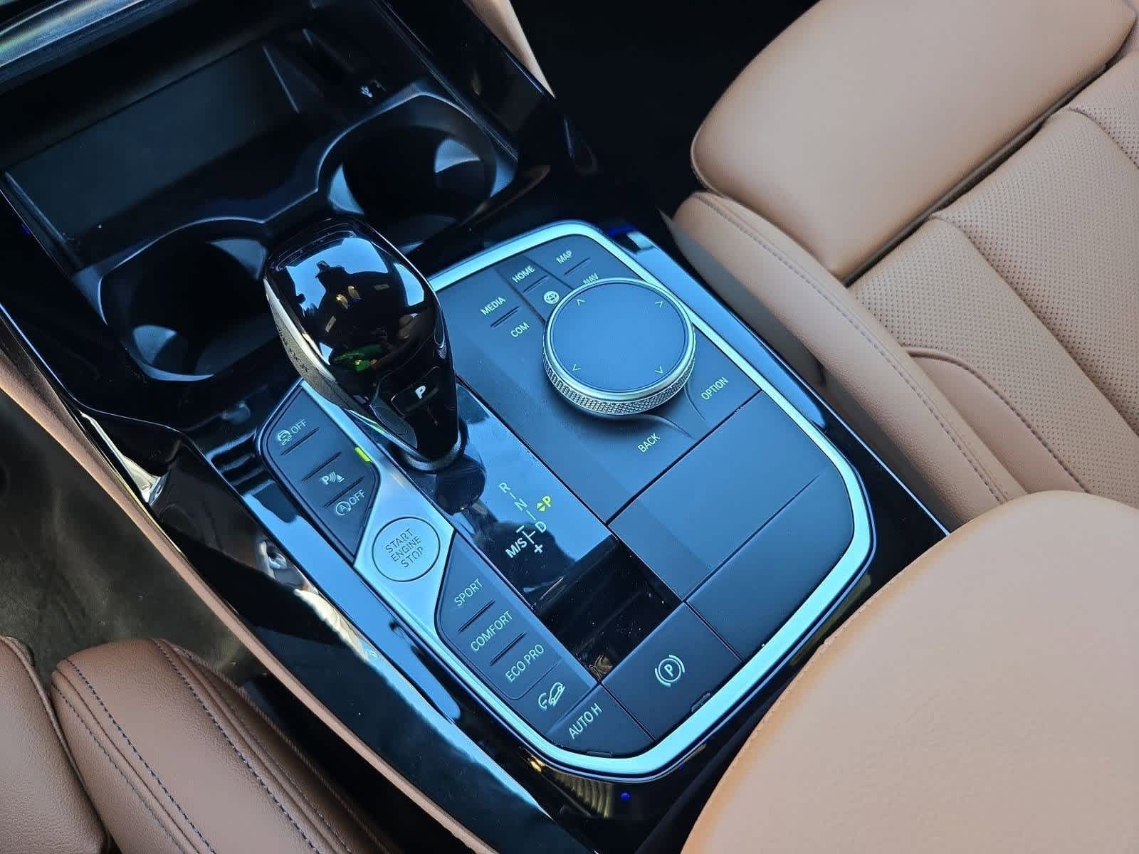 Thumbnail: 2023 BMW X4 - 32