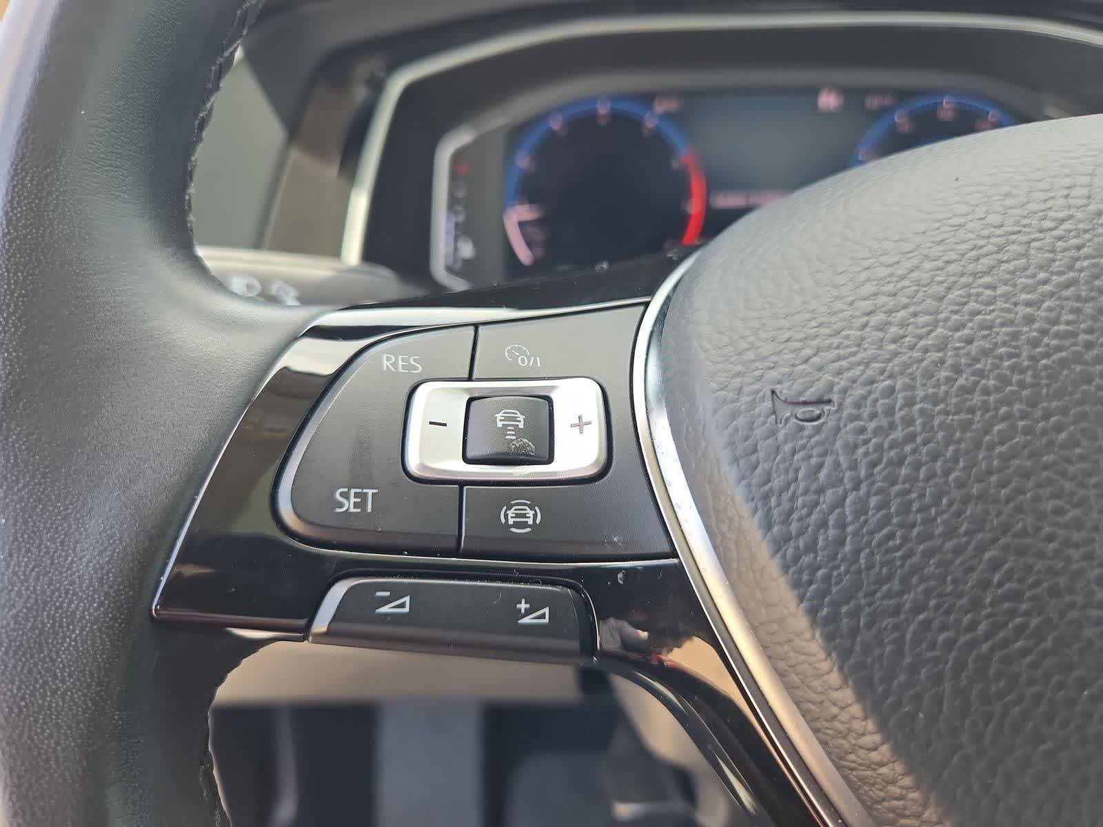 Thumbnail: 2019 Volkswagen Jetta - 22