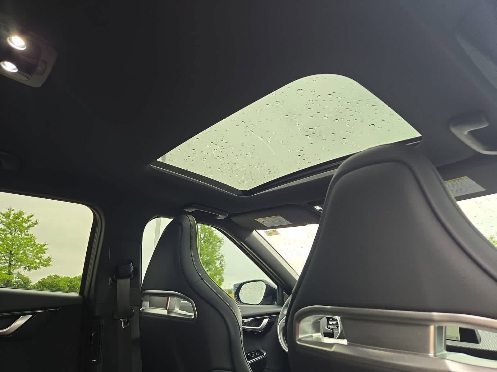 Thumbnail: 2023 Kia EV6 - 21