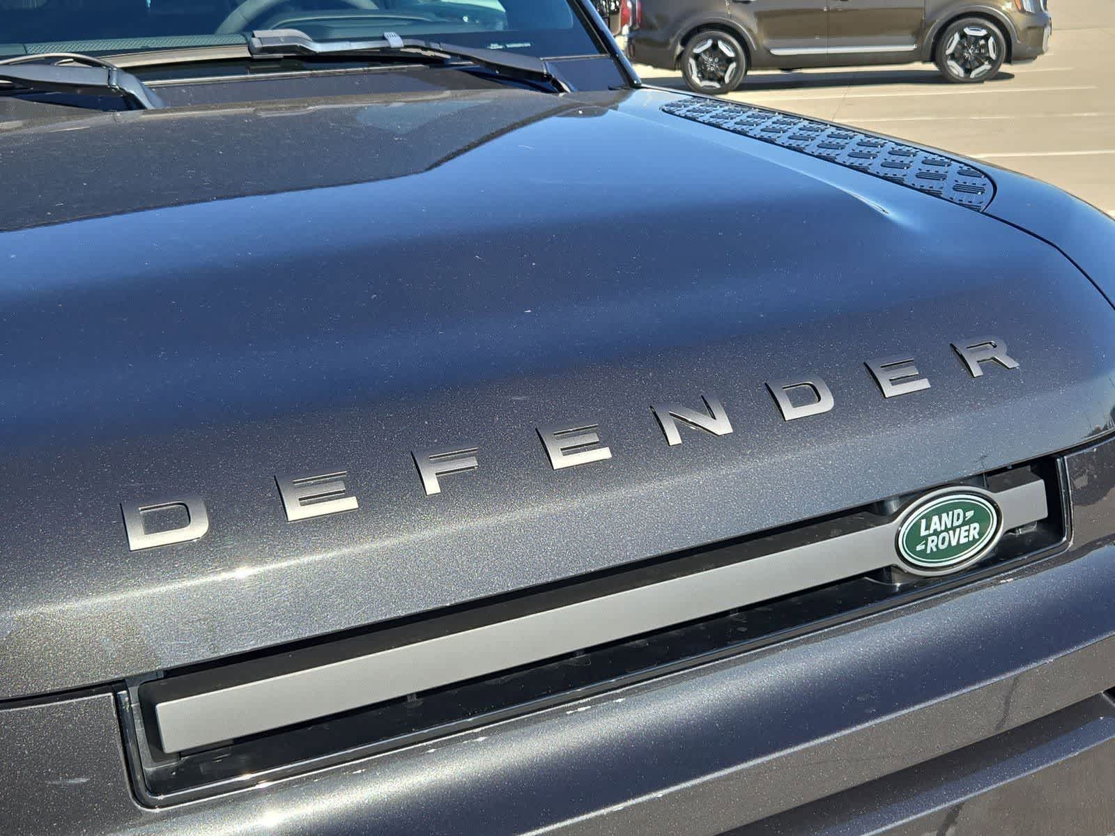 Thumbnail: 2023 Land Rover Defender - 12