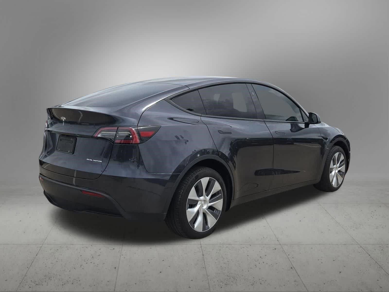 Thumbnail: 2024 Tesla Model Y - 5
