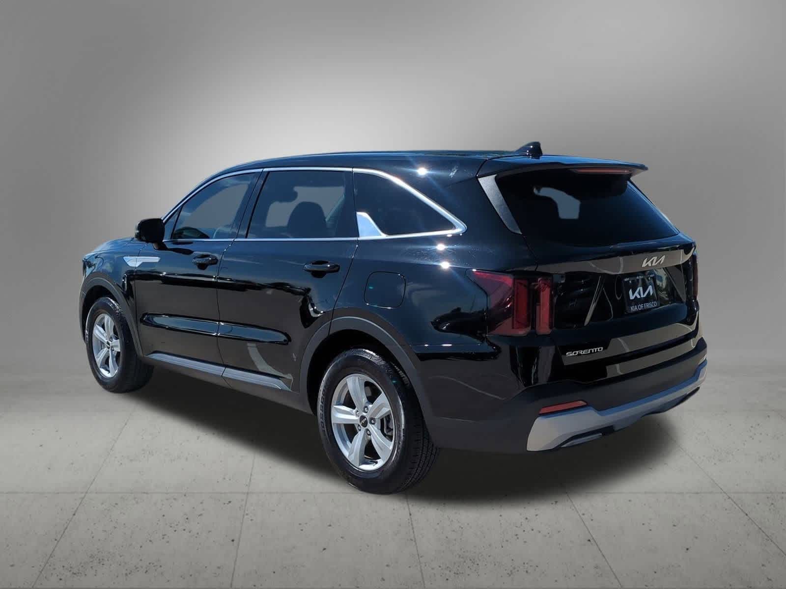 Thumbnail: 2025 Kia Sorento - 4