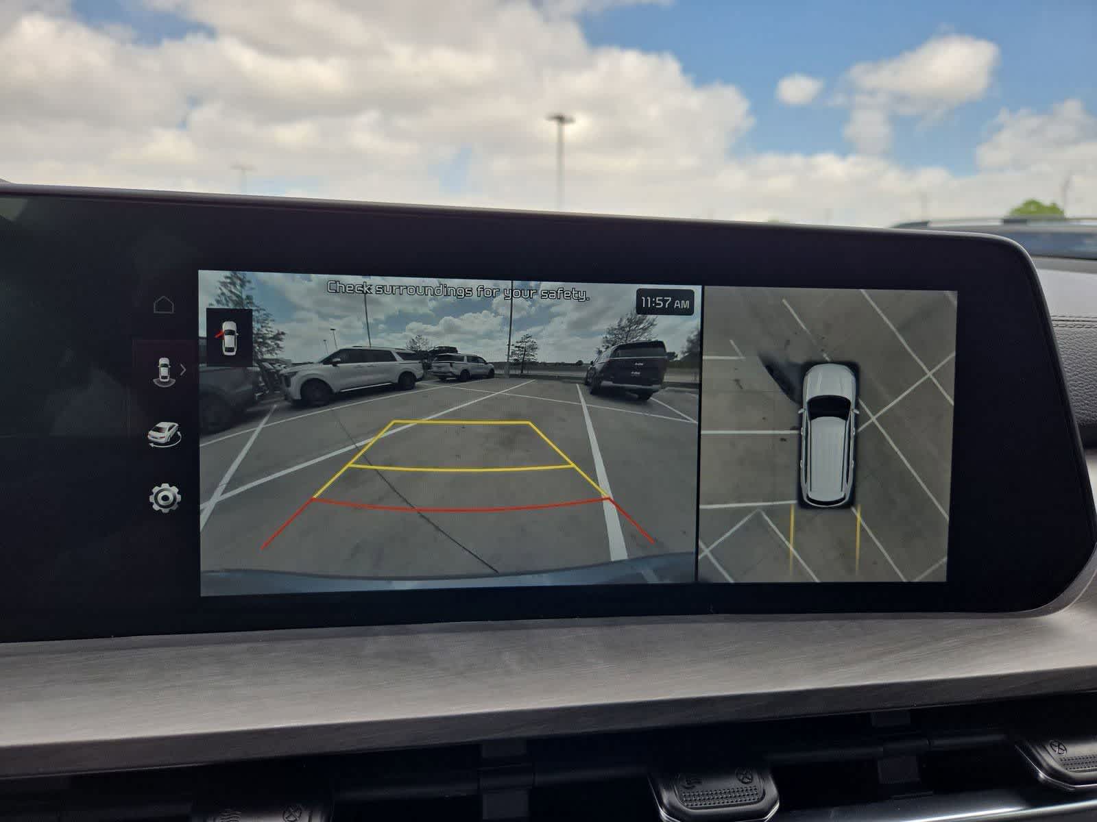 Thumbnail: 2023 Kia Telluride - 29