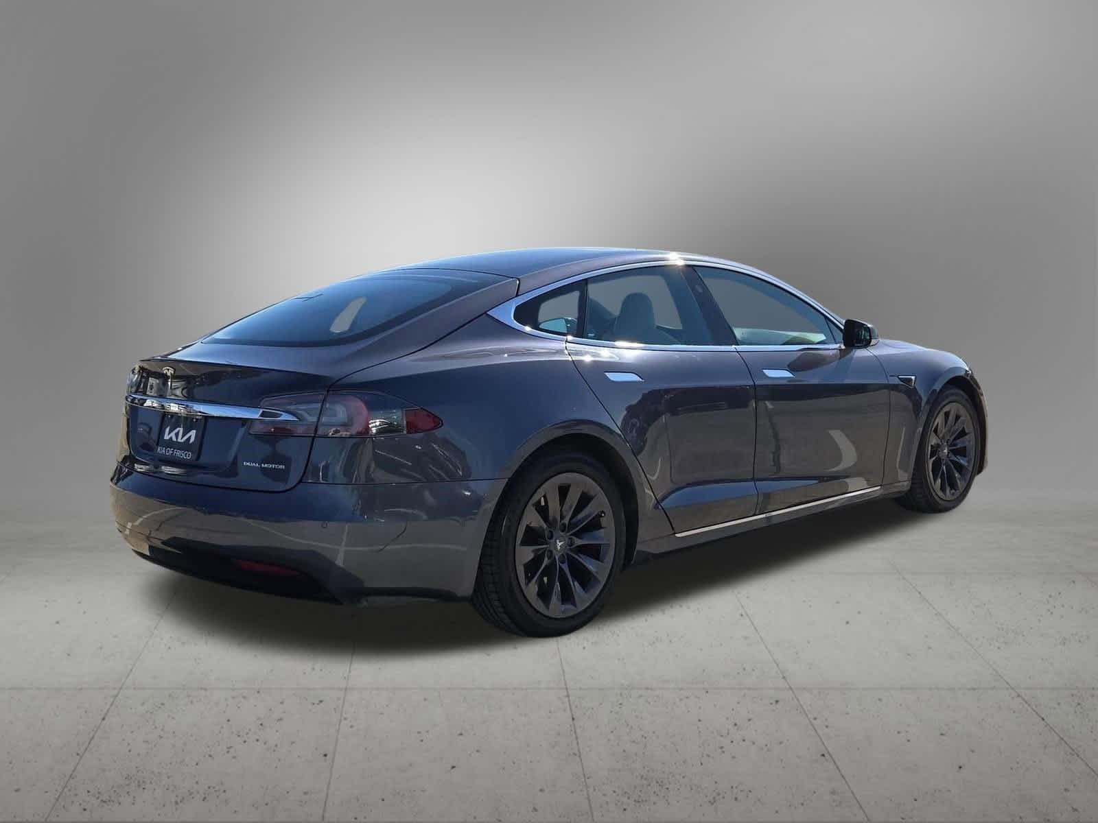 Thumbnail: 2020 Tesla Model S - 6