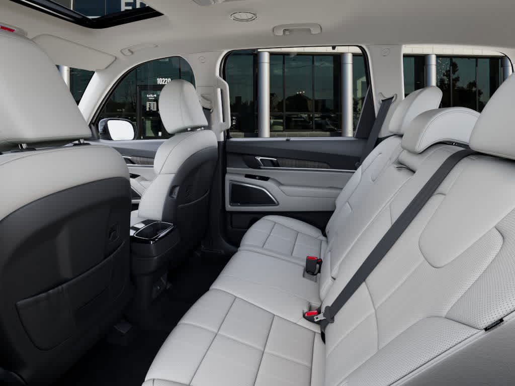 Thumbnail: 2025 Kia Telluride - 18