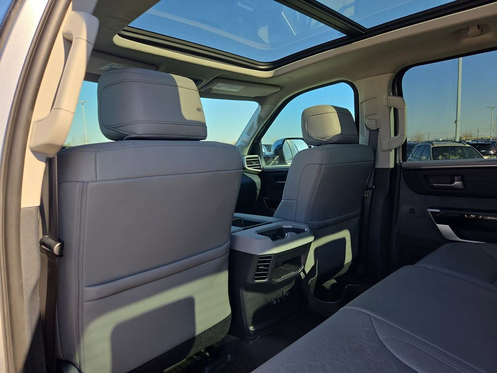 Thumbnail: 2024 Toyota Tundra - 18