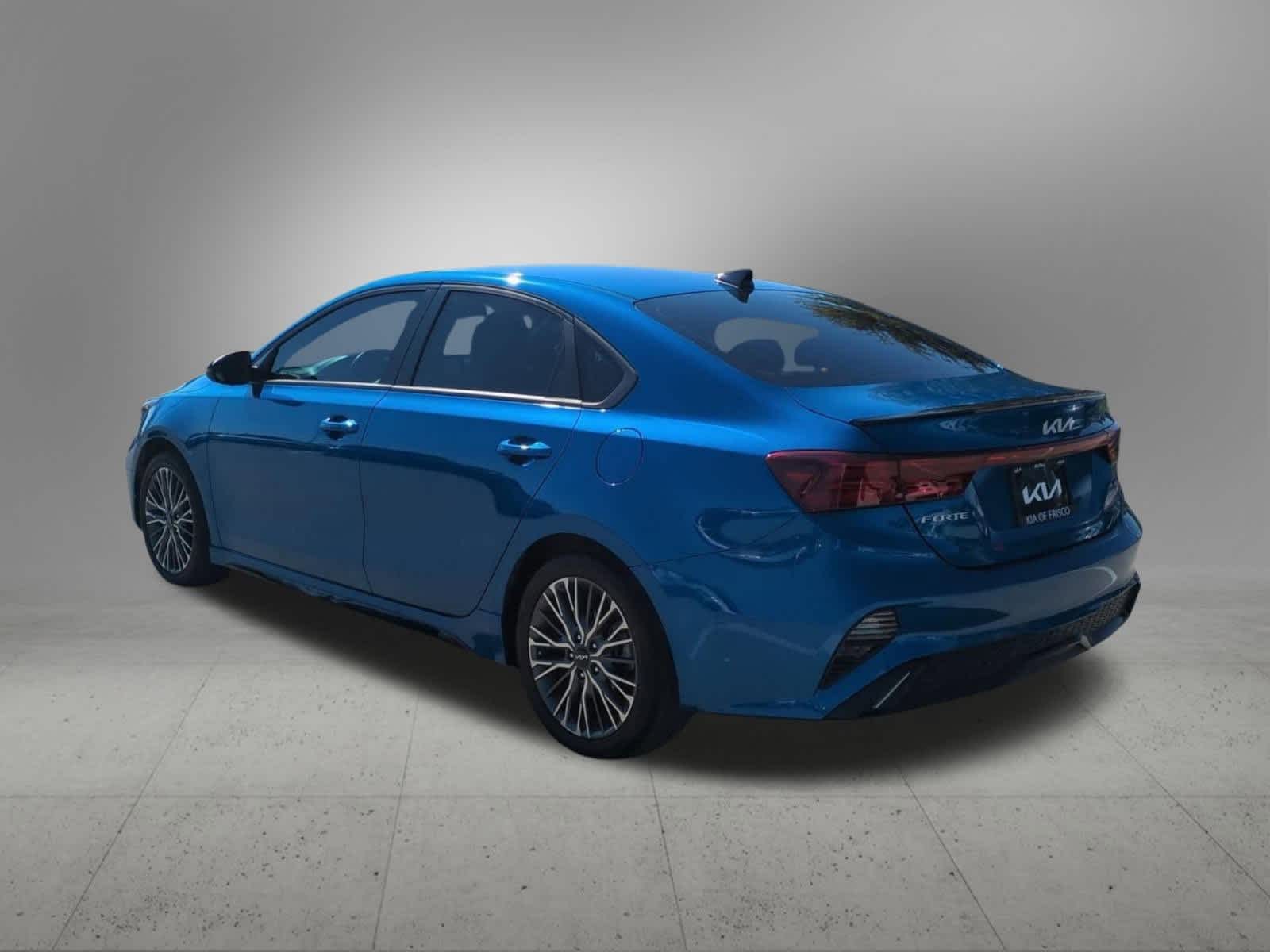 2023 Kia Forte GT-Line photo 4