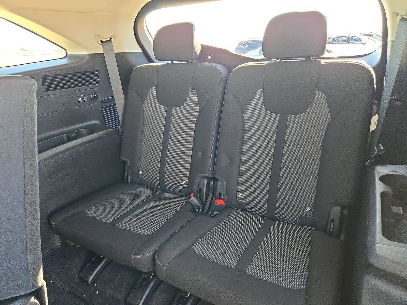 Thumbnail: 2025 Kia Sorento - 34