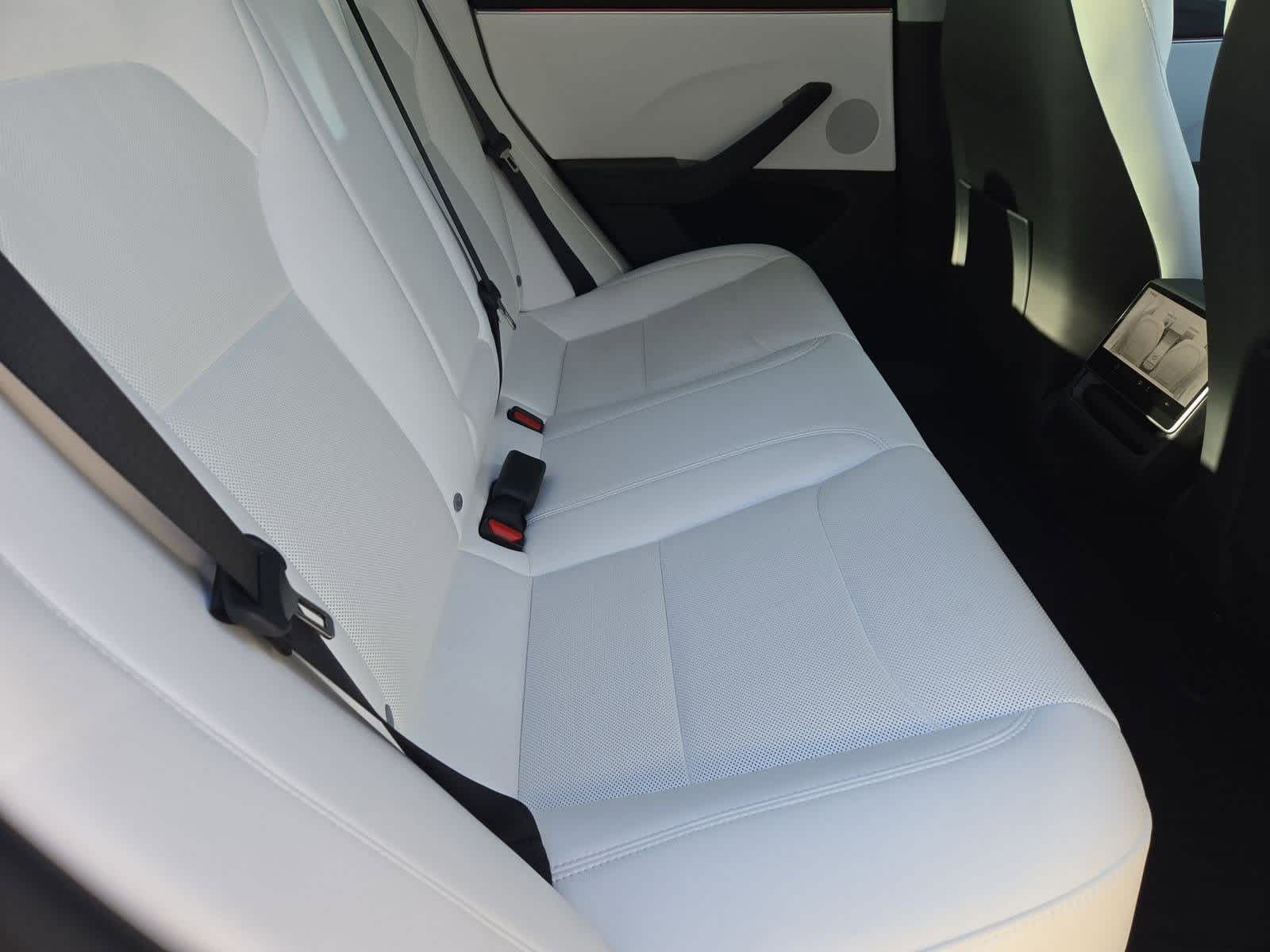 Thumbnail: 2025 Tesla Model 3 - 18