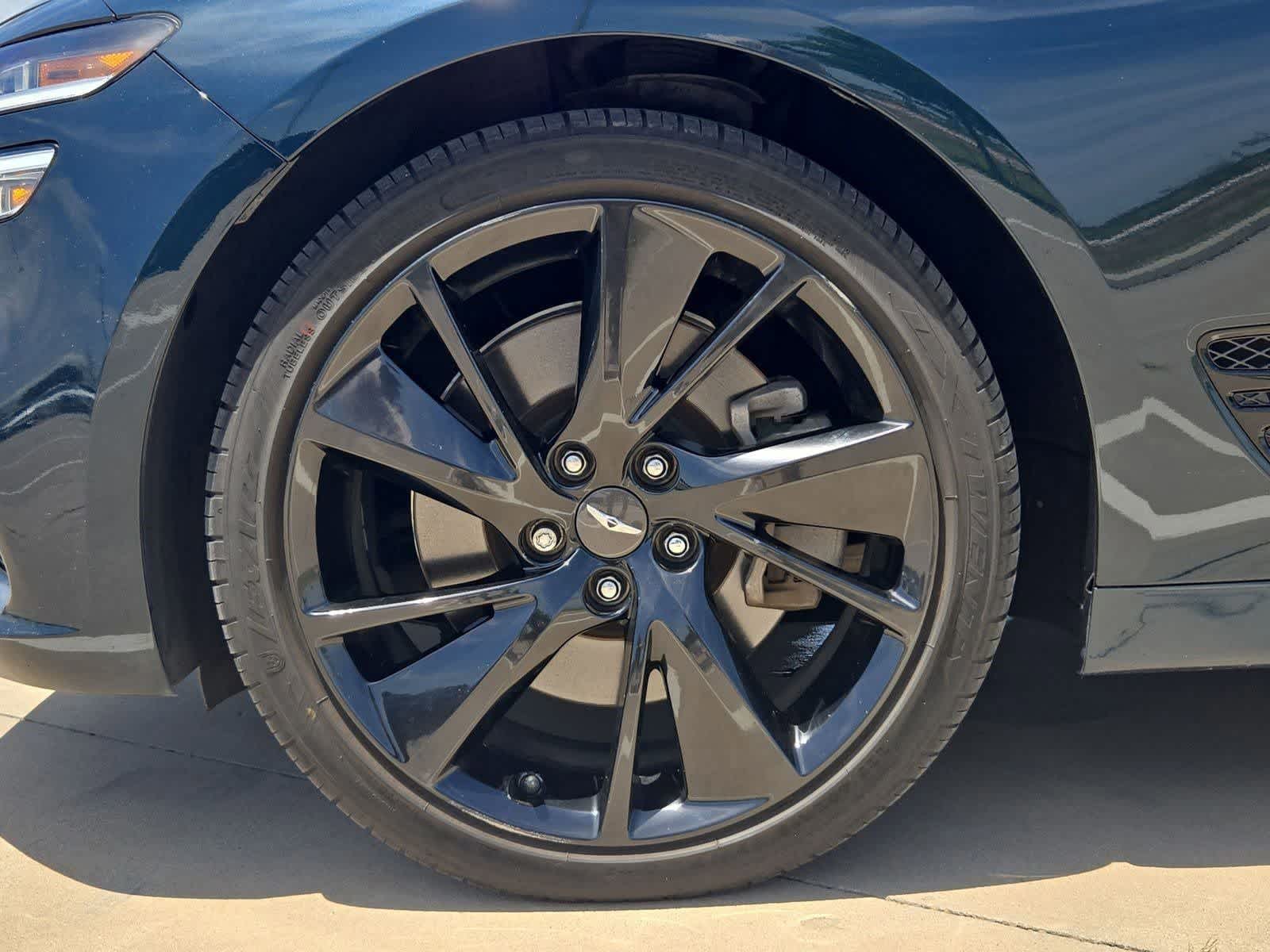 Thumbnail: 2023 Genesis G70 - 11