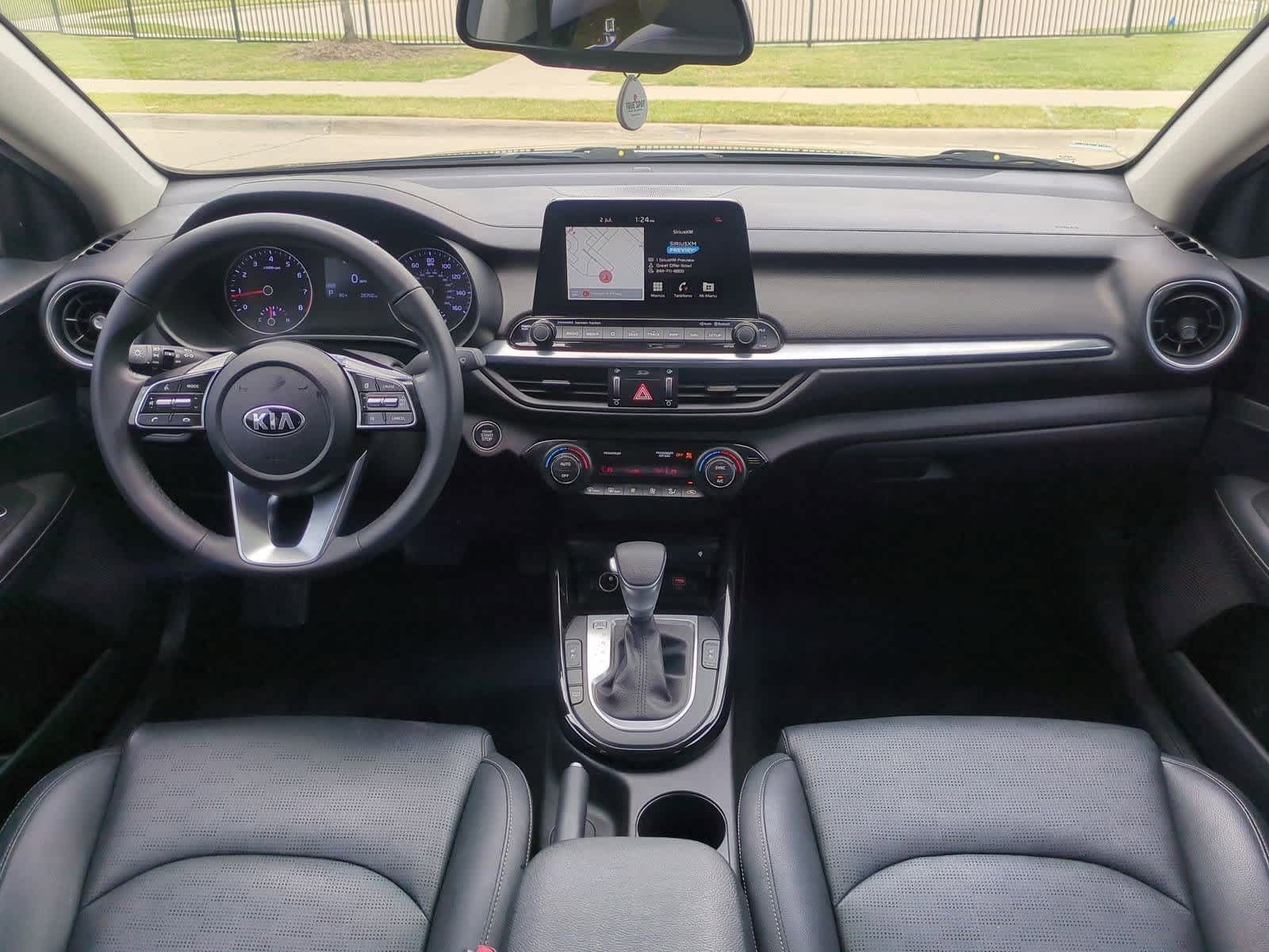 Thumbnail: 2021 Kia Forte - 15