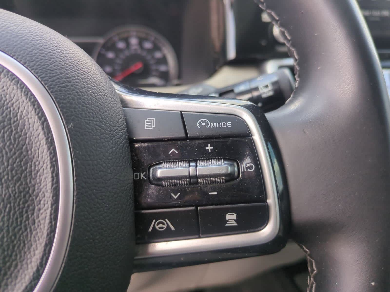 Thumbnail: 2022 Kia Sorento - 25