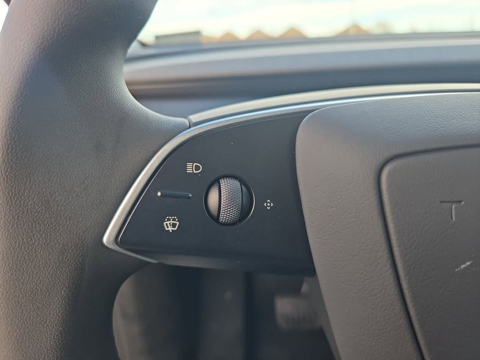 Thumbnail: 2026 Tesla Model Y - 21