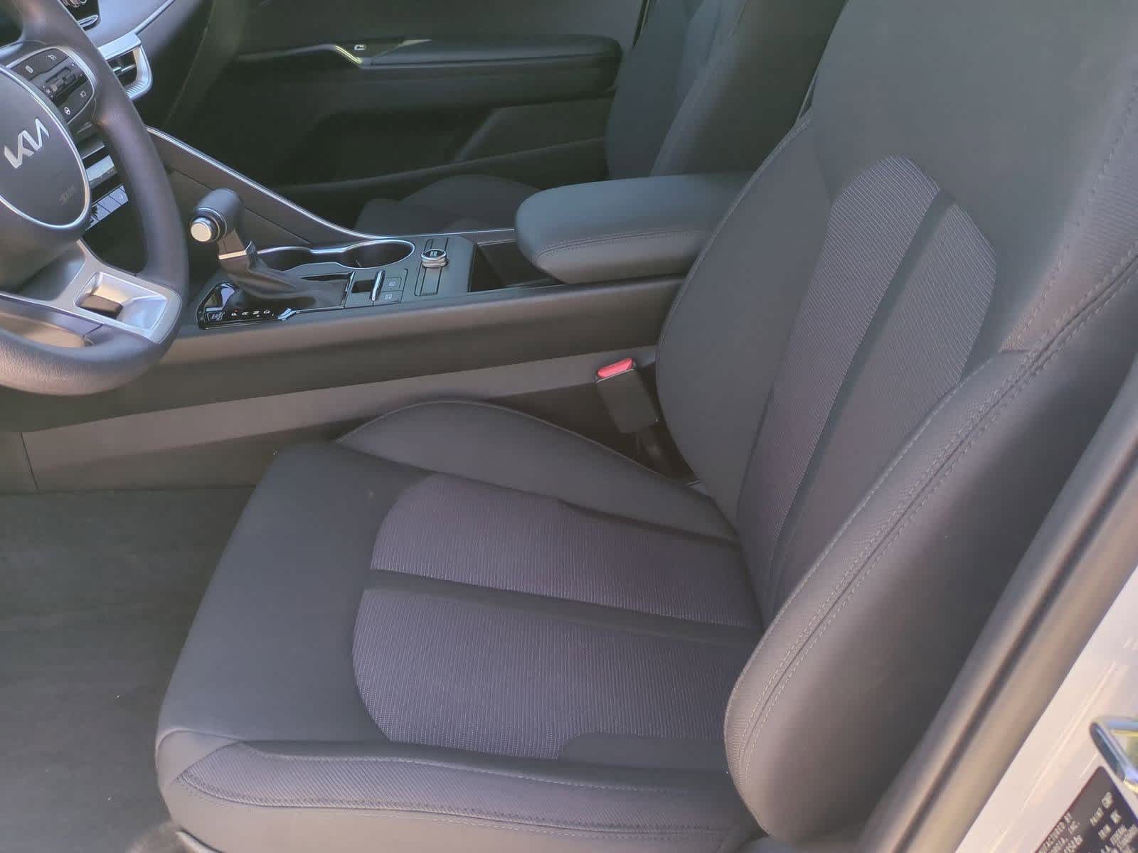 Thumbnail: 2024 Kia K5 - 15