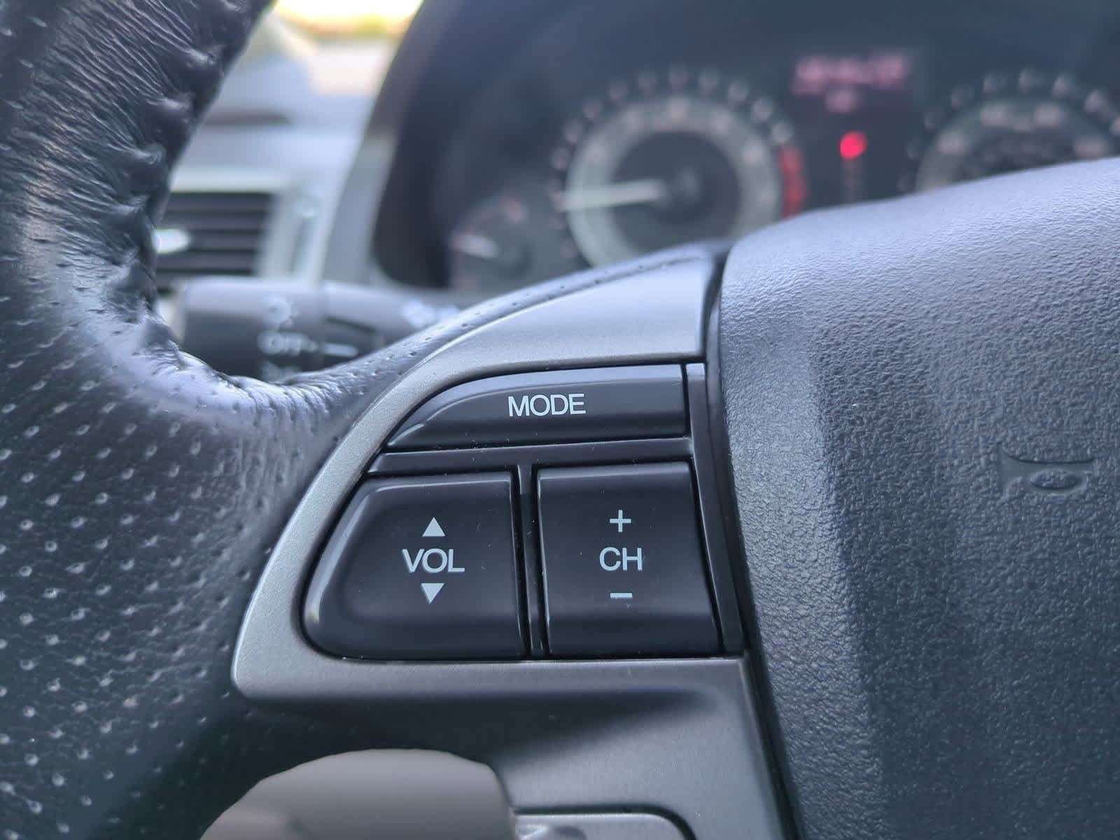Thumbnail: 2013 Honda Odyssey - 24