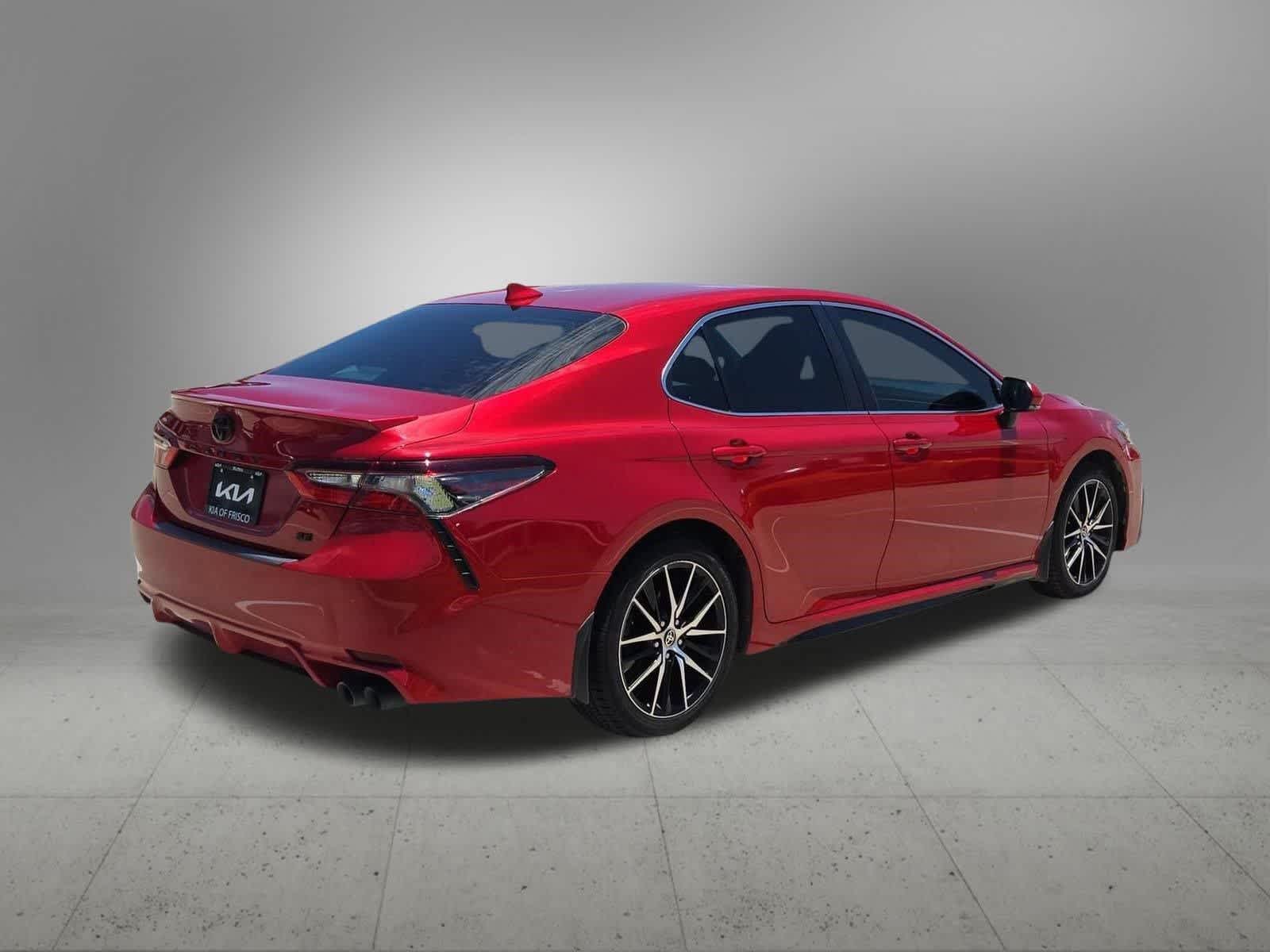 Thumbnail: 2022 Toyota Camry - 5