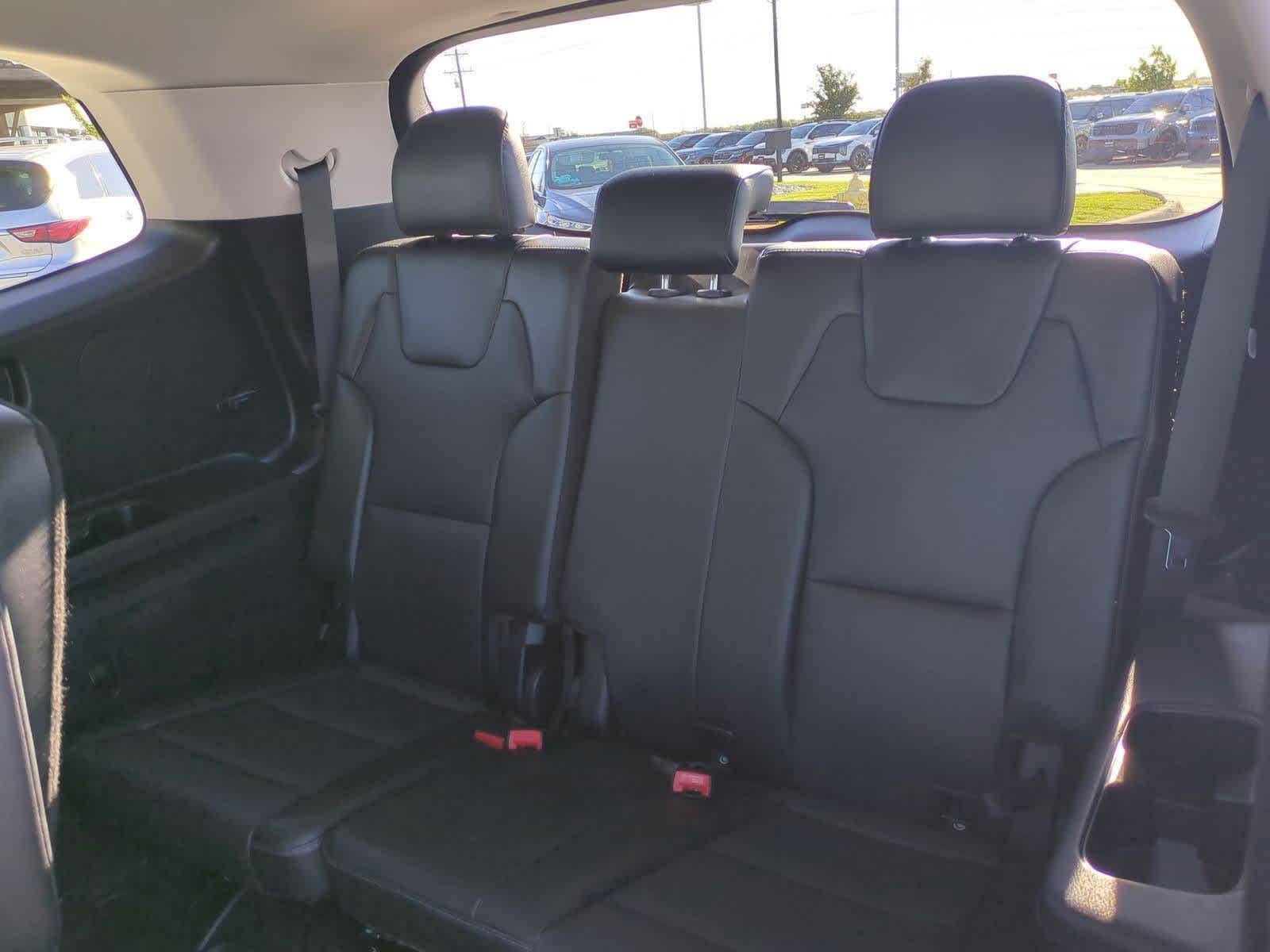 Thumbnail: 2023 Kia Telluride - 37