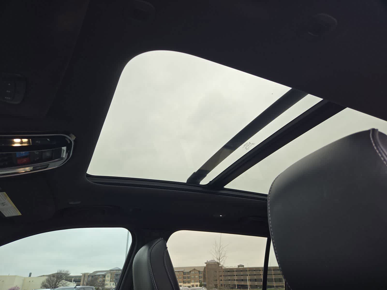 Thumbnail: 2022 Jeep Grand Cherokee - 18