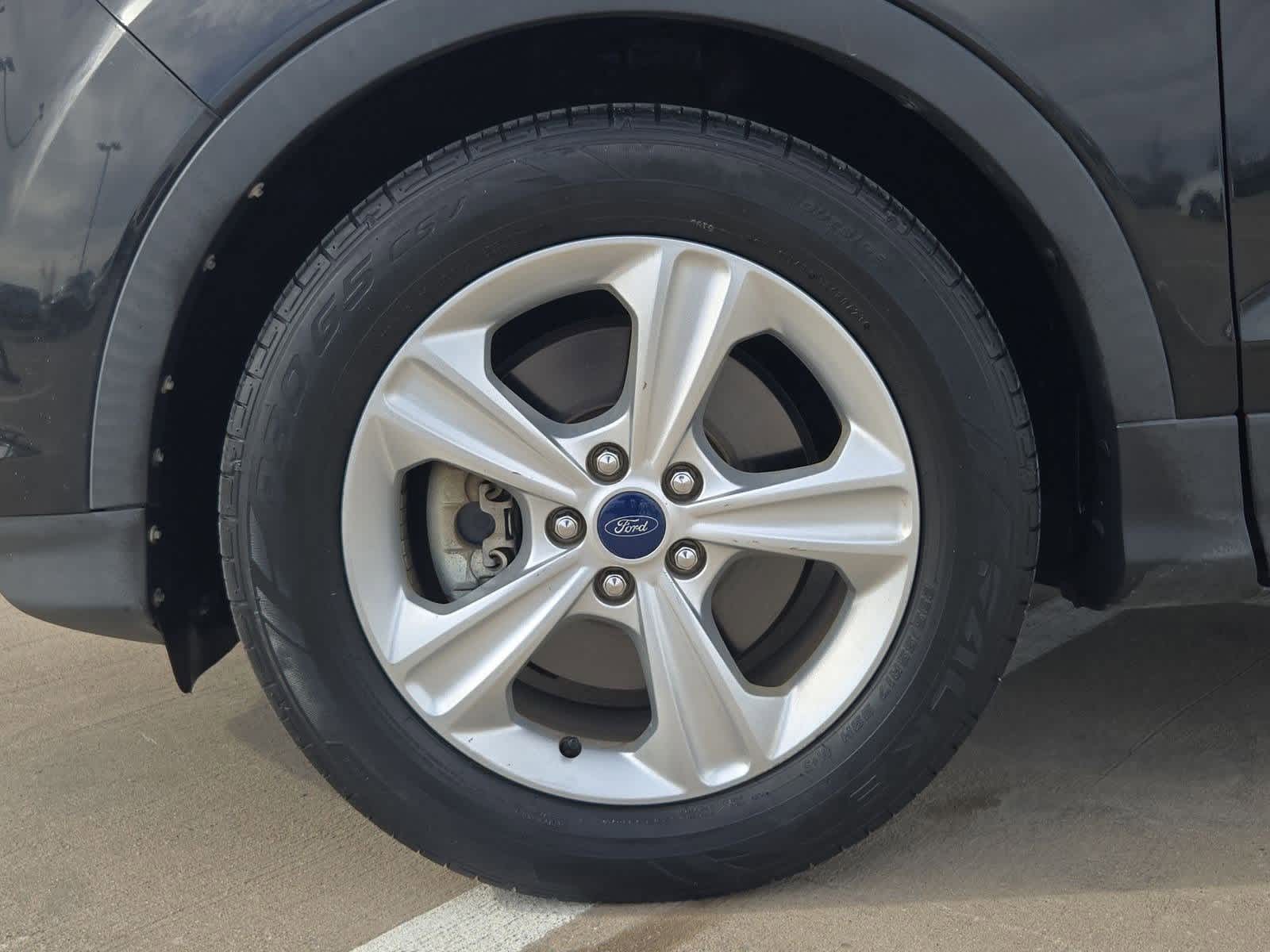 Thumbnail: 2014 Ford Escape - 19