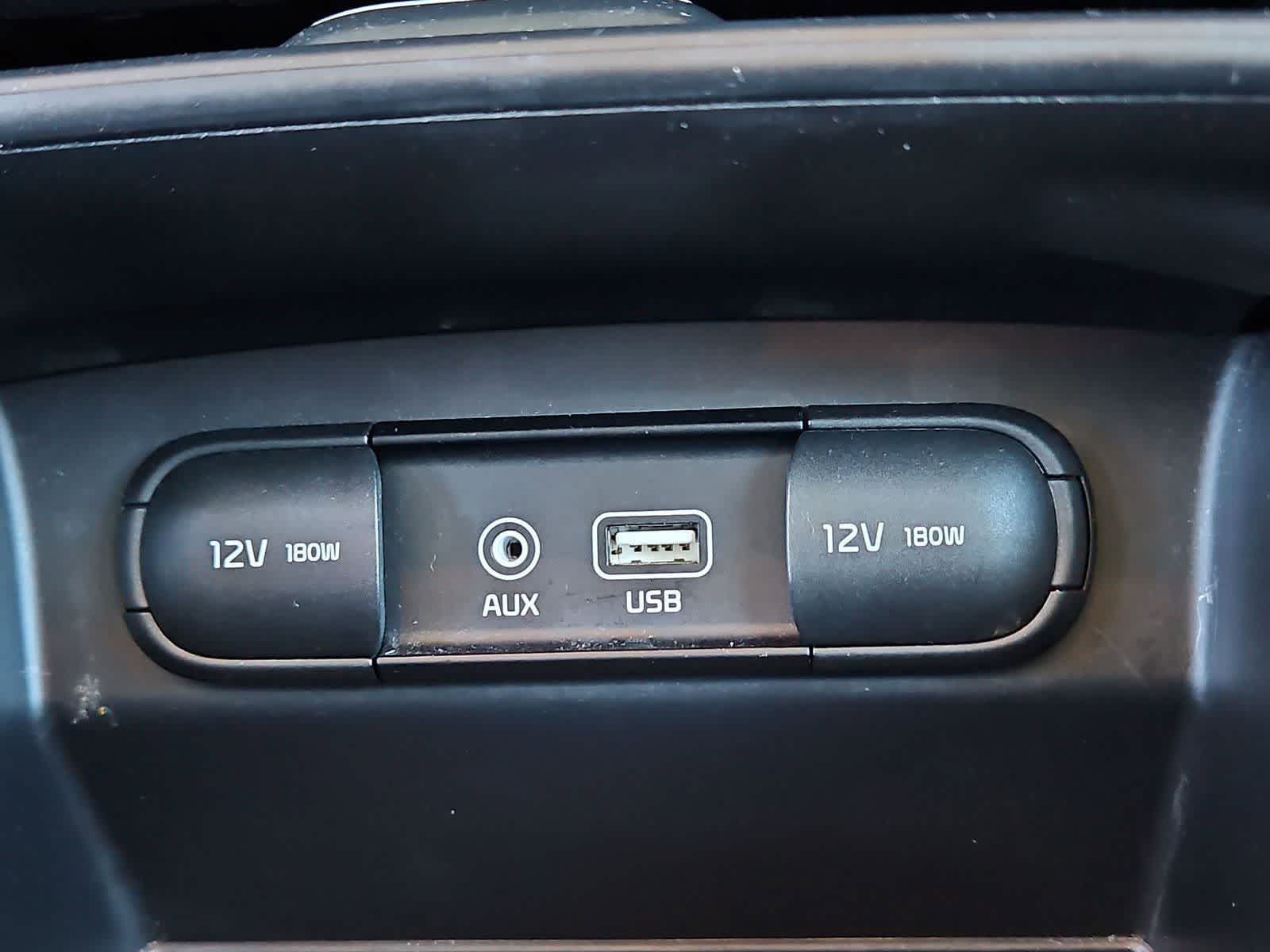 Thumbnail: 2019 Kia Sorento - 26