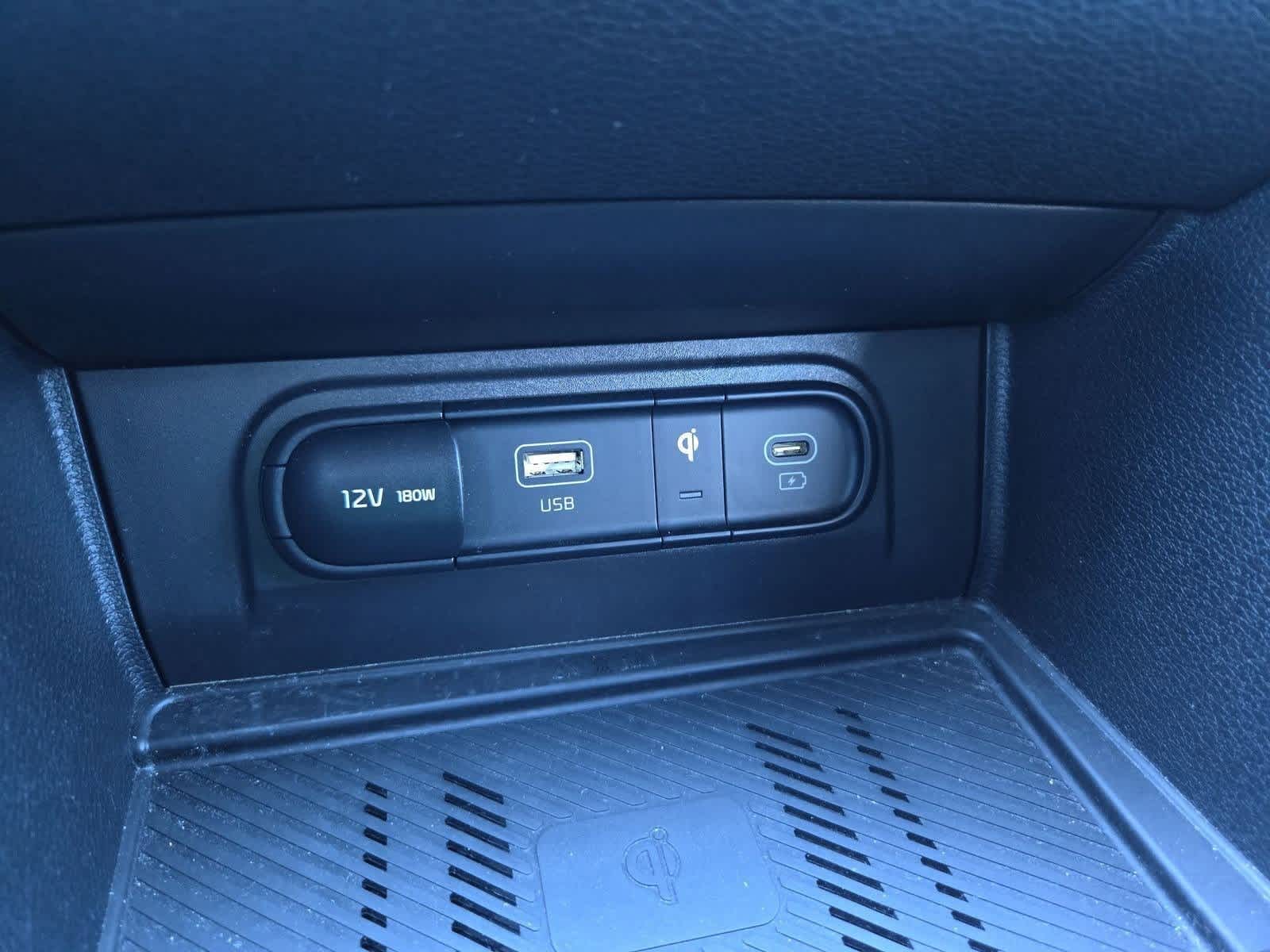 Thumbnail: 2023 Kia Sportage - 31