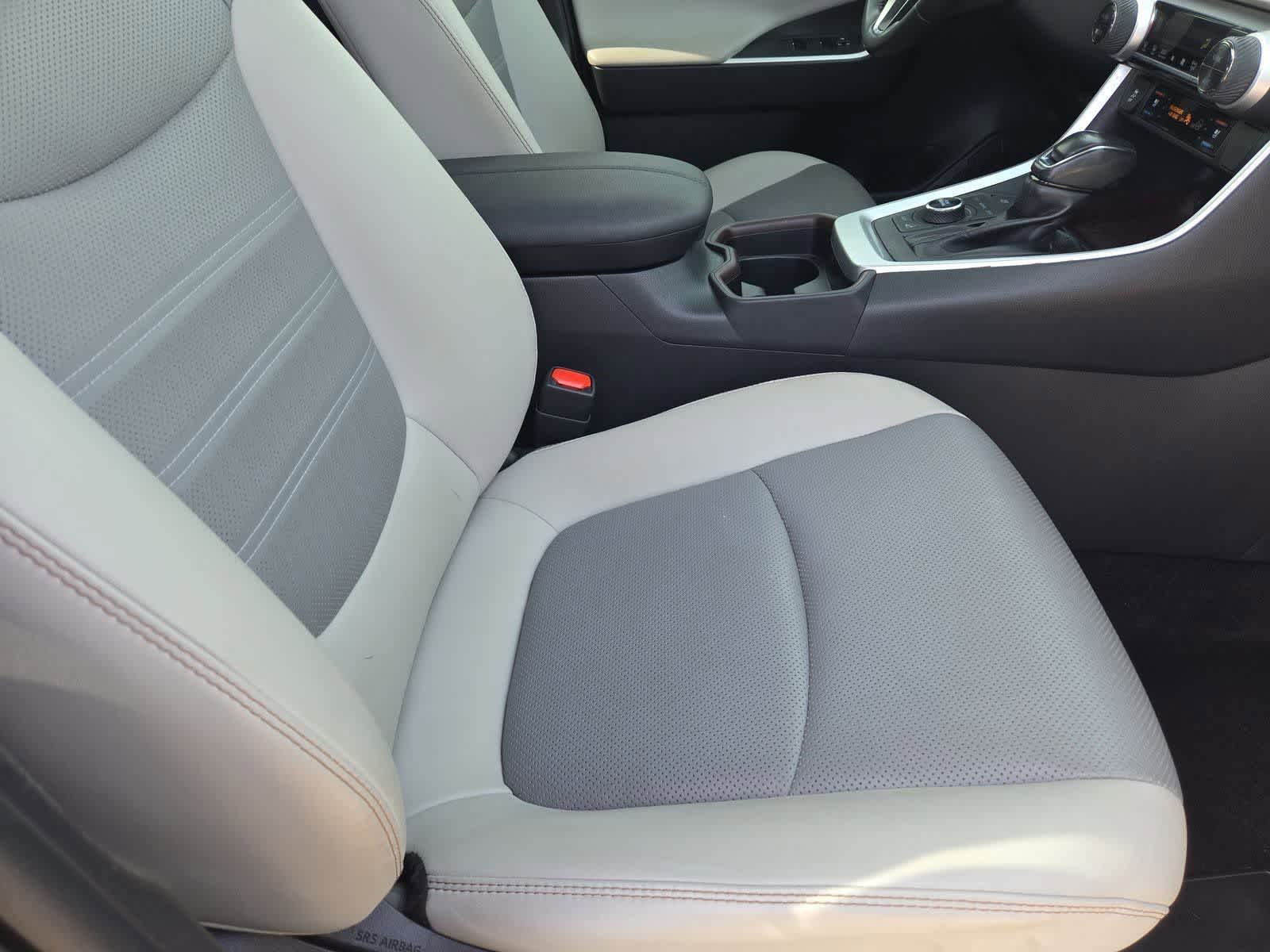 Thumbnail: 2019 Toyota RAV4 - 22