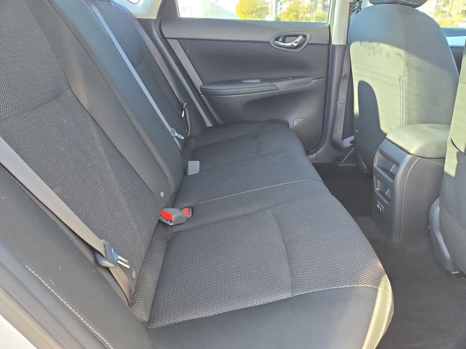 Thumbnail: 2019 Nissan Sentra - 19