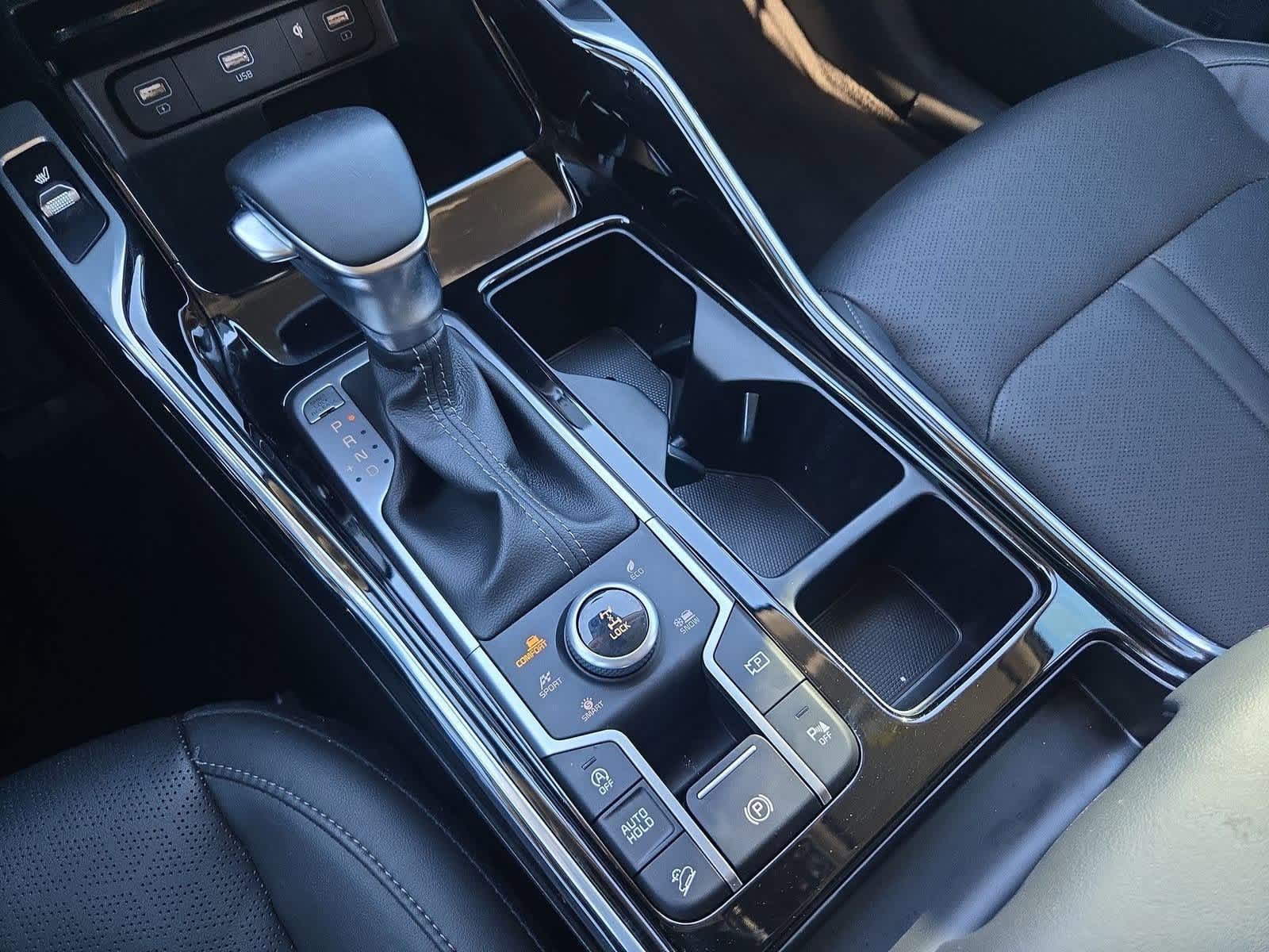 Thumbnail: 2022 Kia Sorento - 32