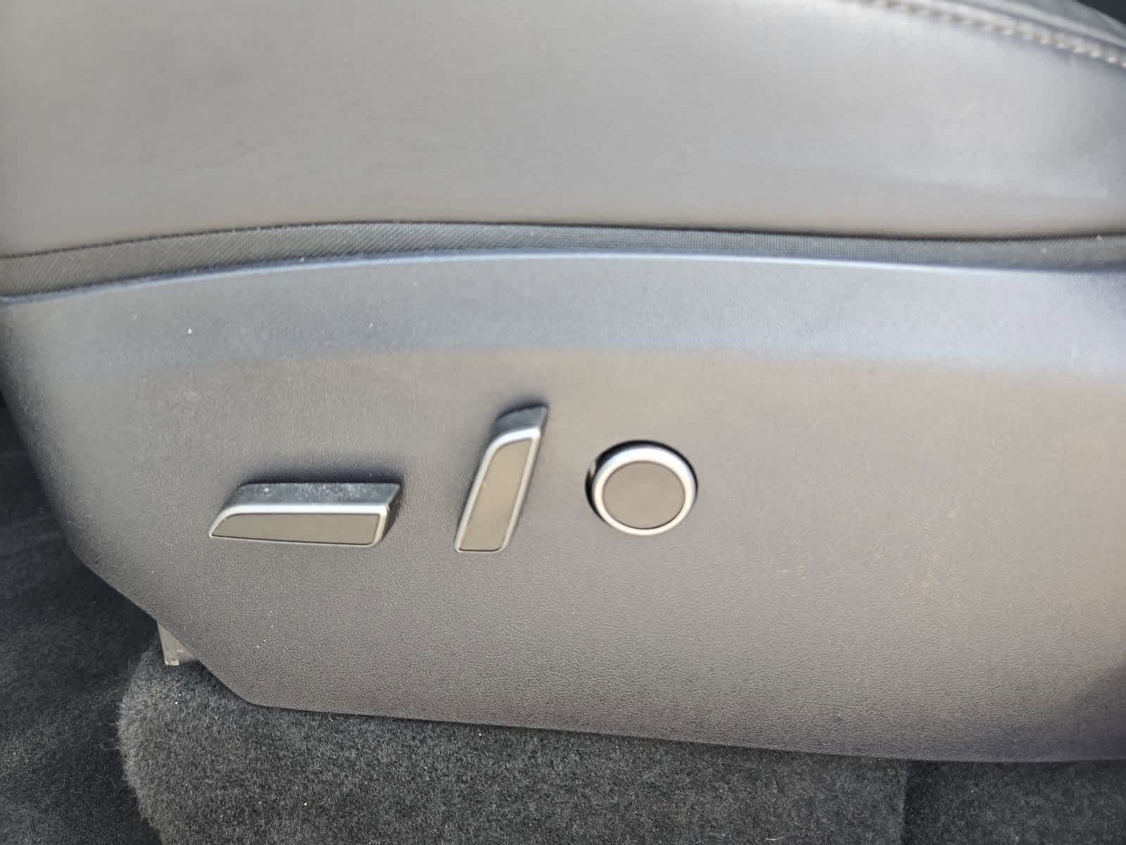 Thumbnail: 2024 Tesla Model Y - 15