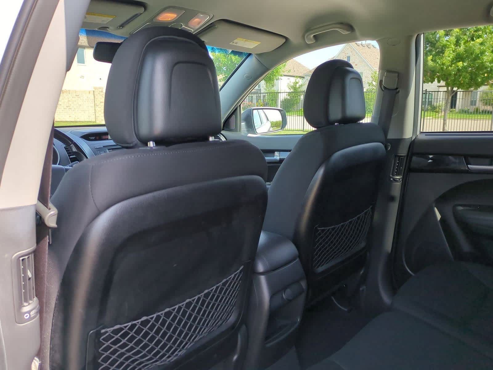Thumbnail: 2014 Kia Sorento - 17