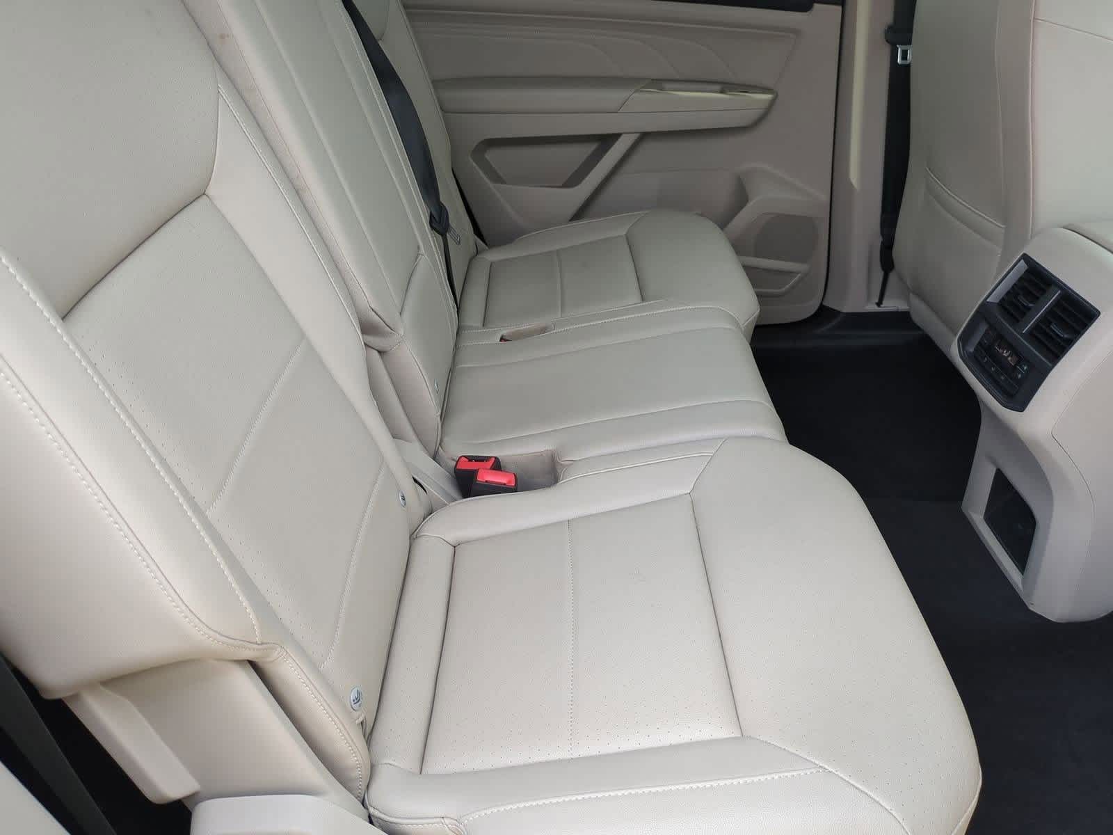 Thumbnail: 2022 Volkswagen Atlas - 19