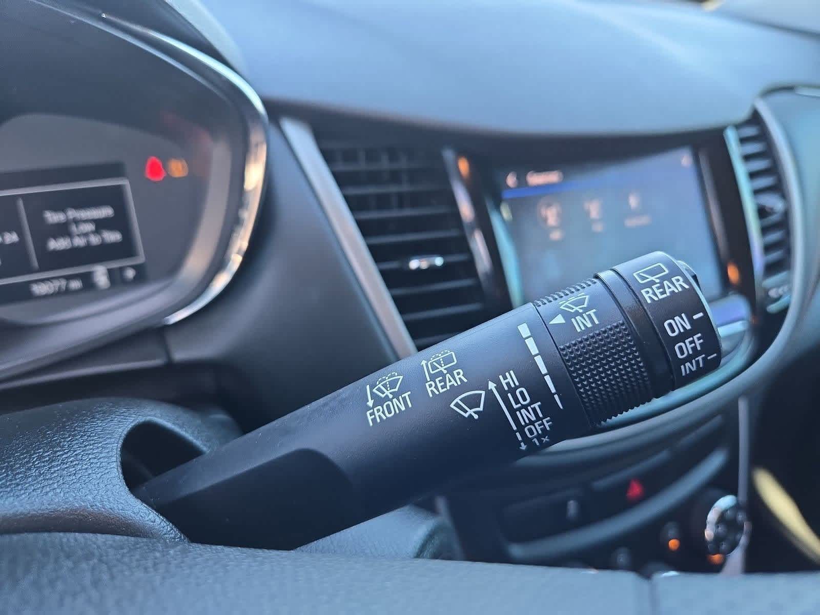 Thumbnail: 2020 Chevrolet Trax - 22