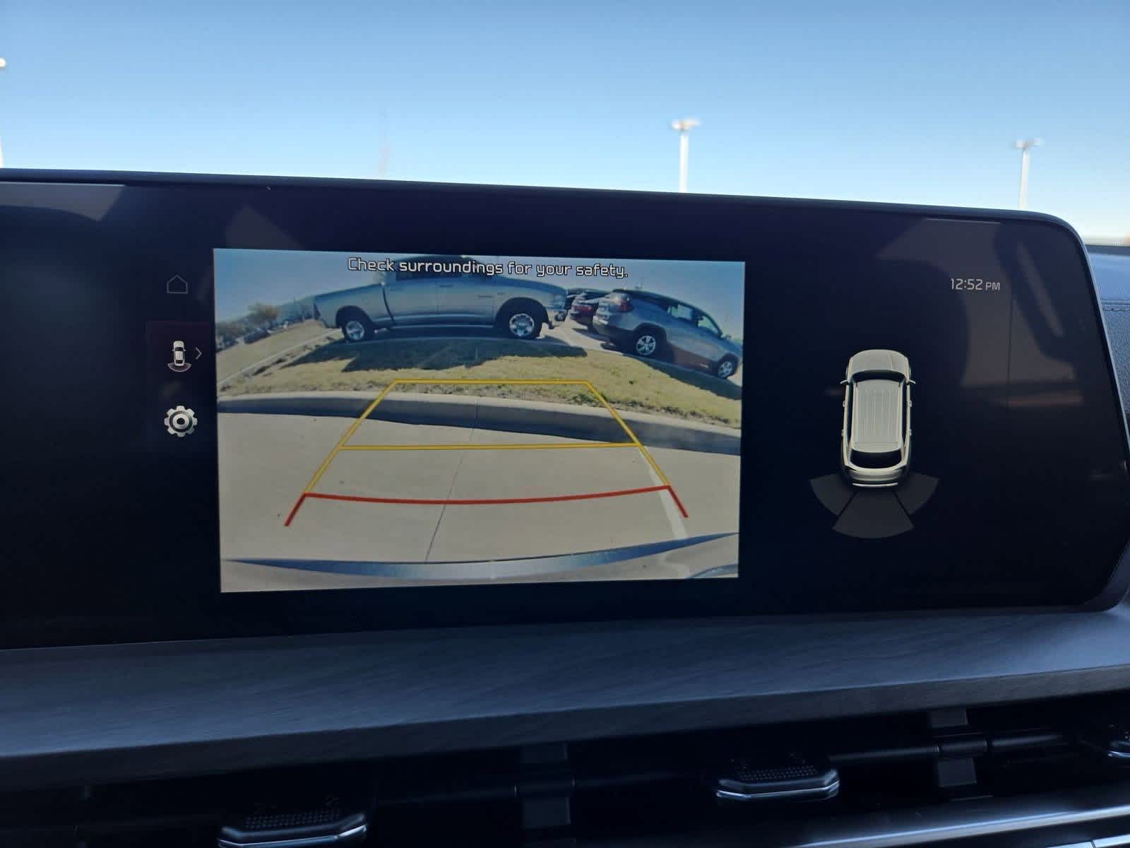 Thumbnail: 2023 Kia Telluride - 30