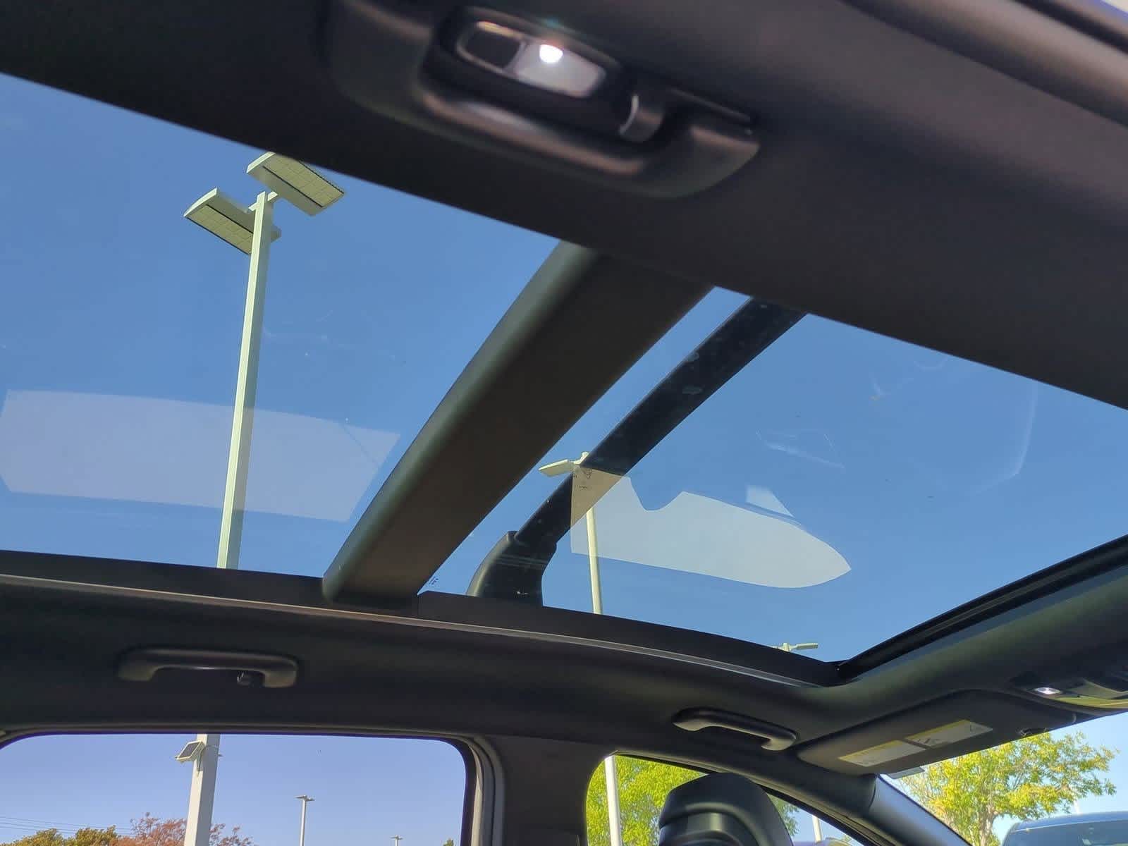 Thumbnail: 2024 Kia Sportage - 21