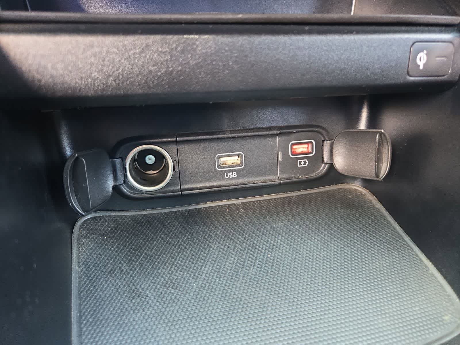 Thumbnail: 2022 Kia Forte - 32