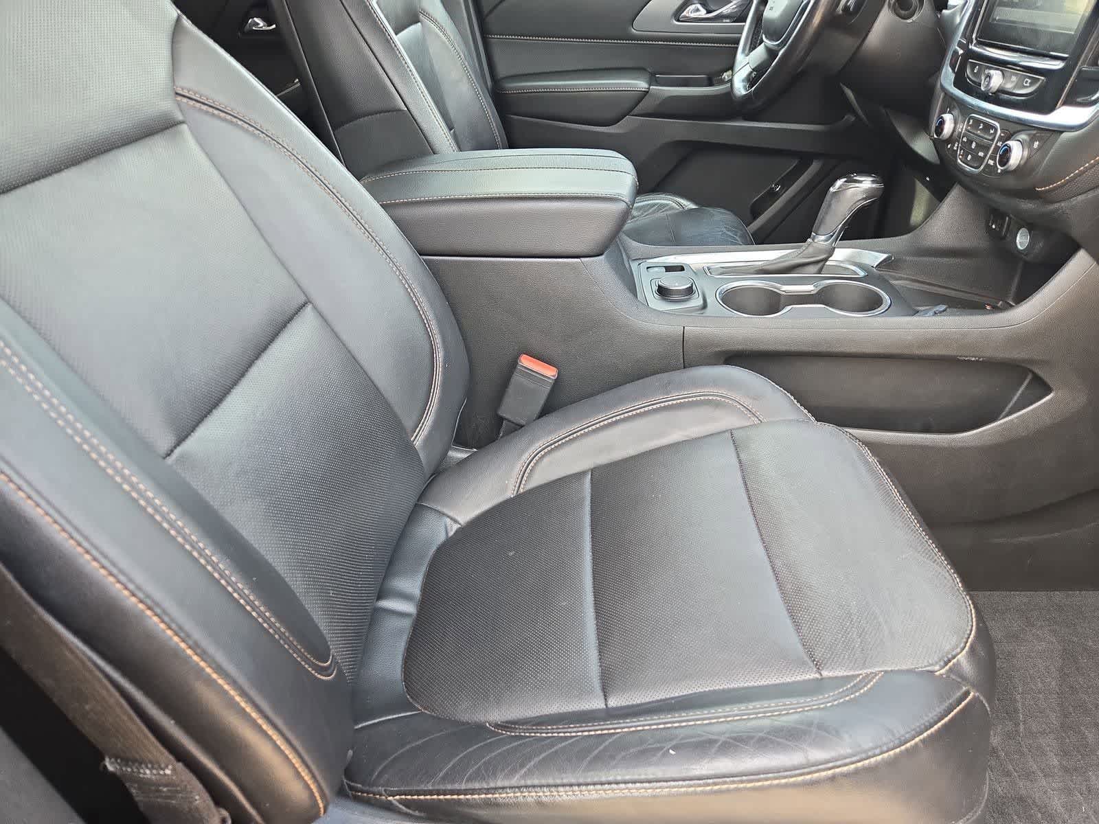 Thumbnail: 2018 Chevrolet Traverse - 22