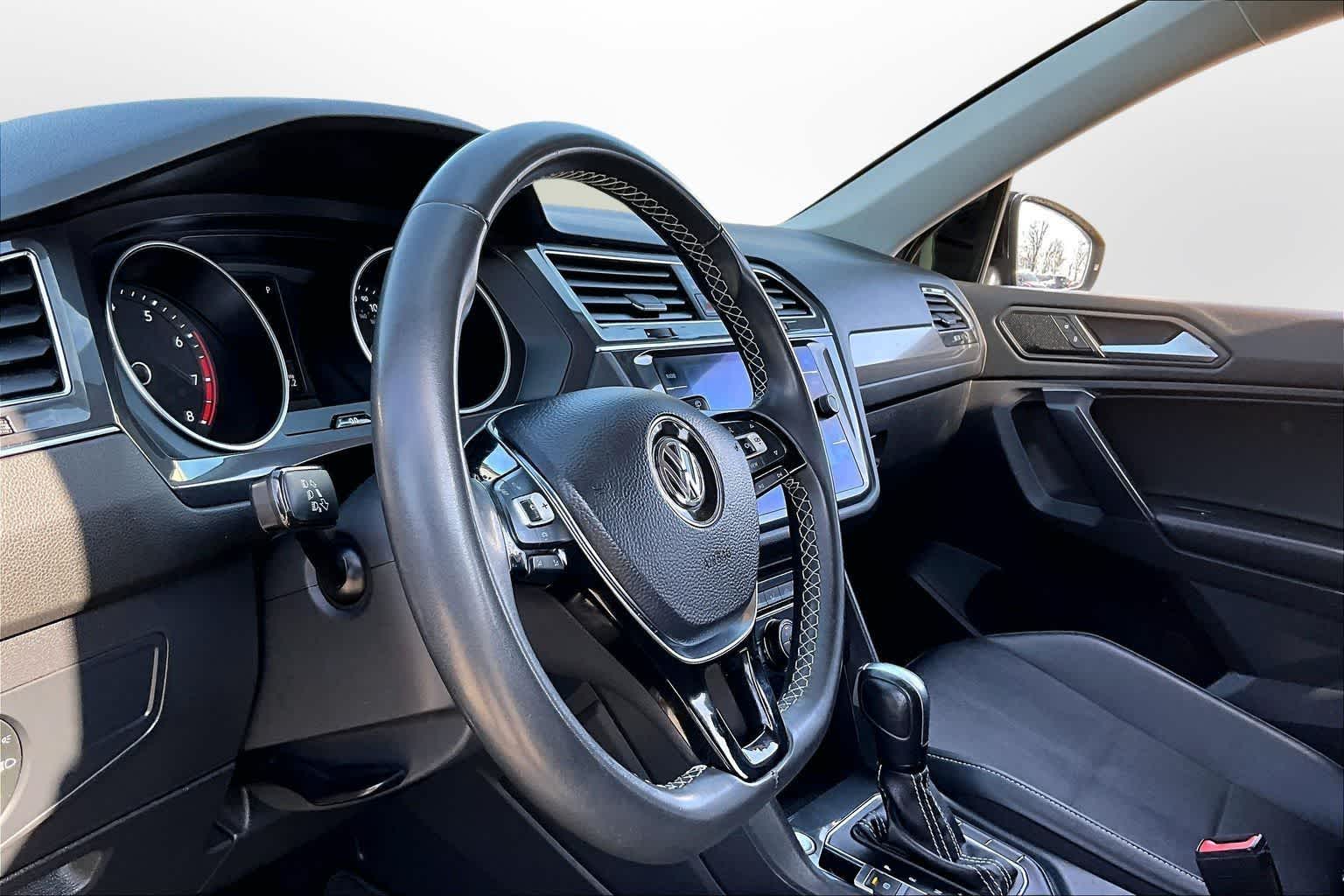 Thumbnail: 2021 Volkswagen Tiguan - 11