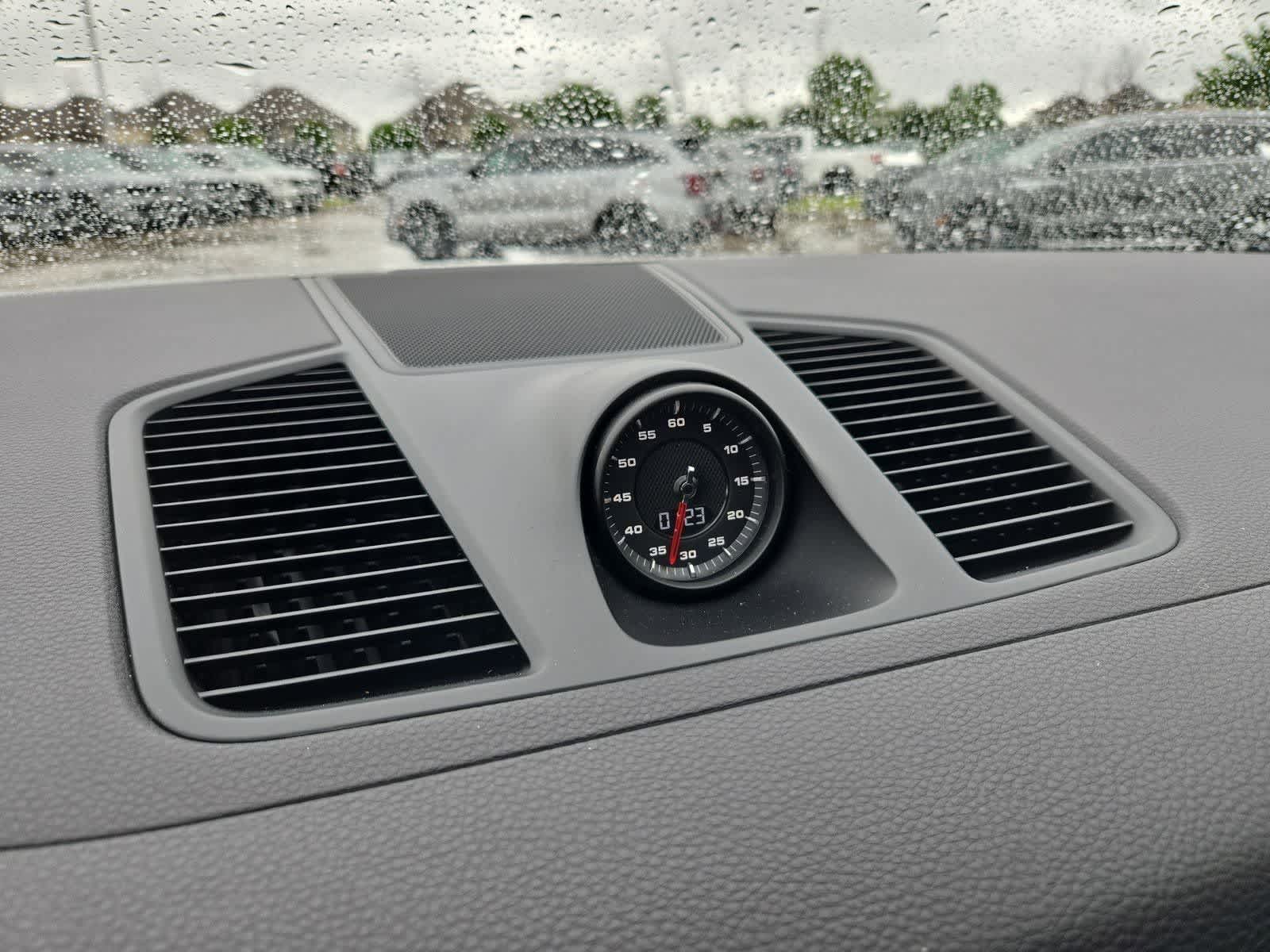 Thumbnail: 2022 Porsche  - 37