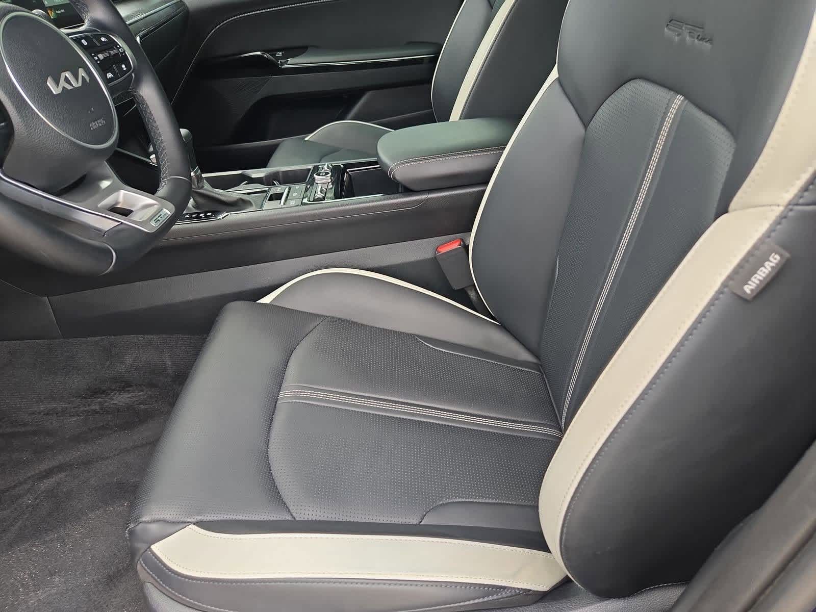 Thumbnail: 2025 Kia K5 - 15