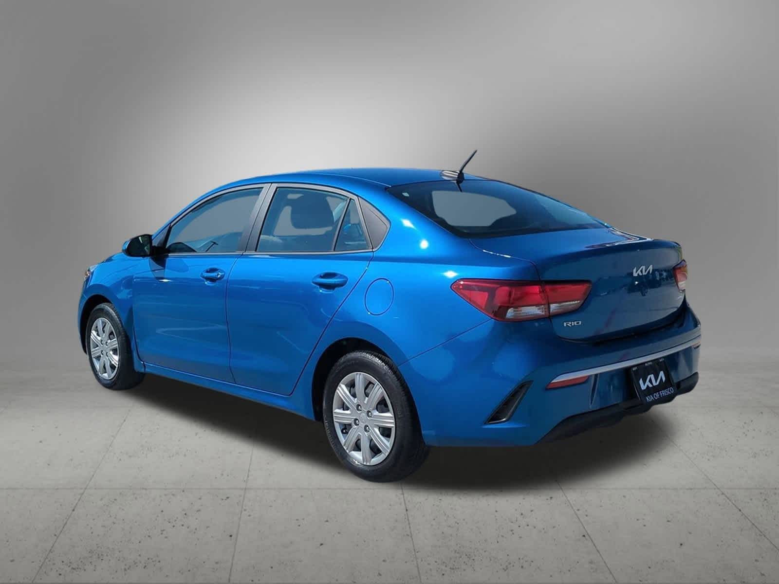 Thumbnail: 2023 Kia Rio - 4
