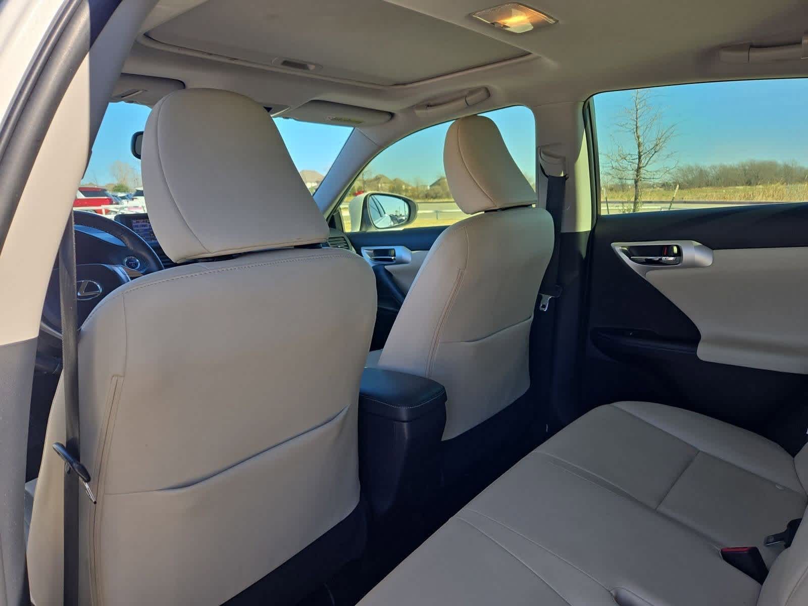 Thumbnail: 2013 Lexus CT - 17