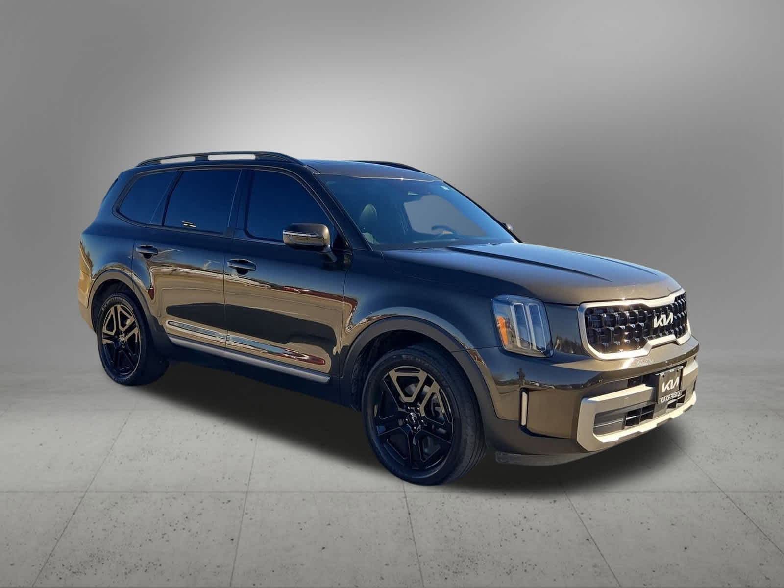 Thumbnail: 2023 Kia Telluride - 8