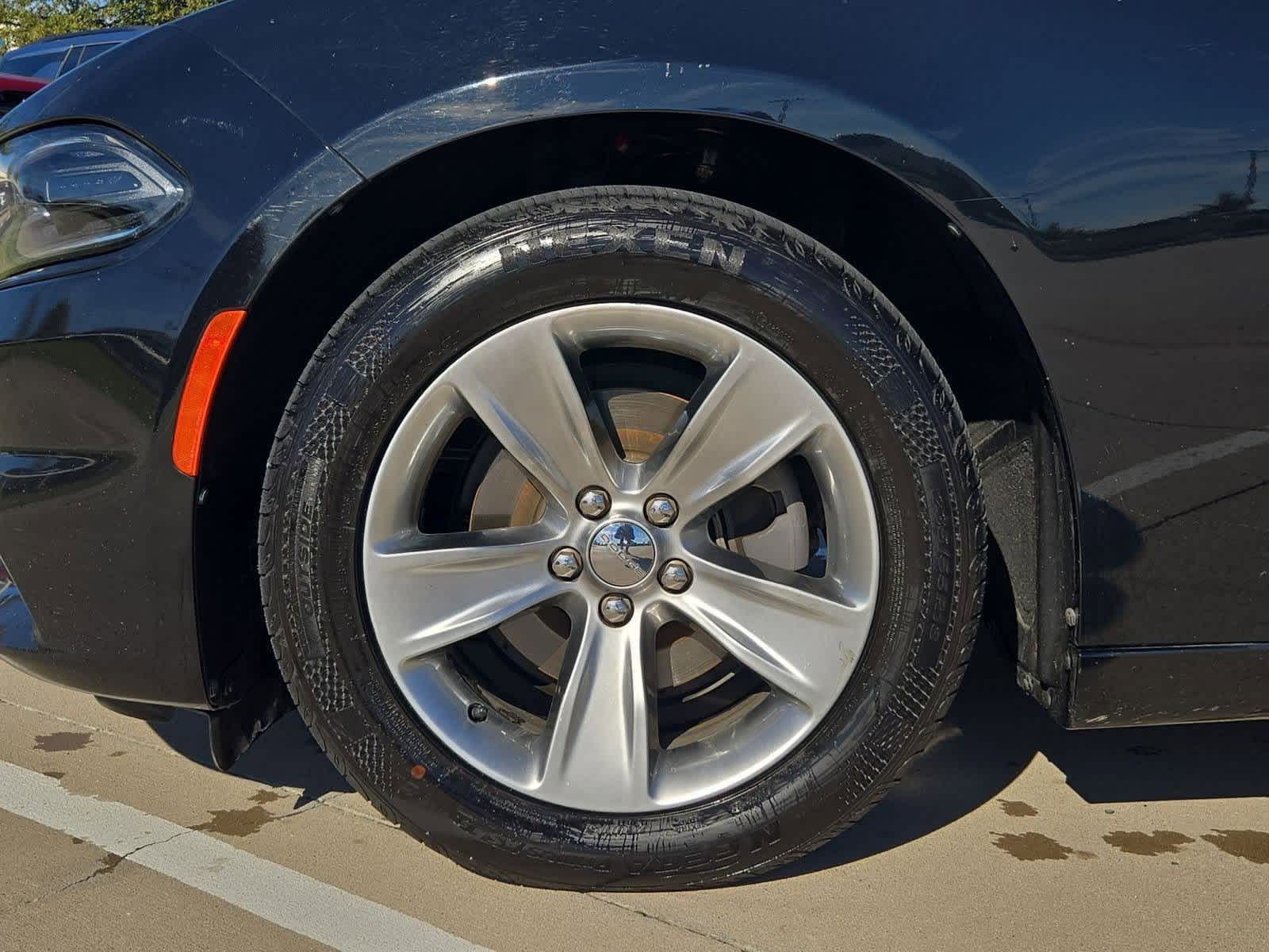 Thumbnail: 2018 Dodge Charger - 12